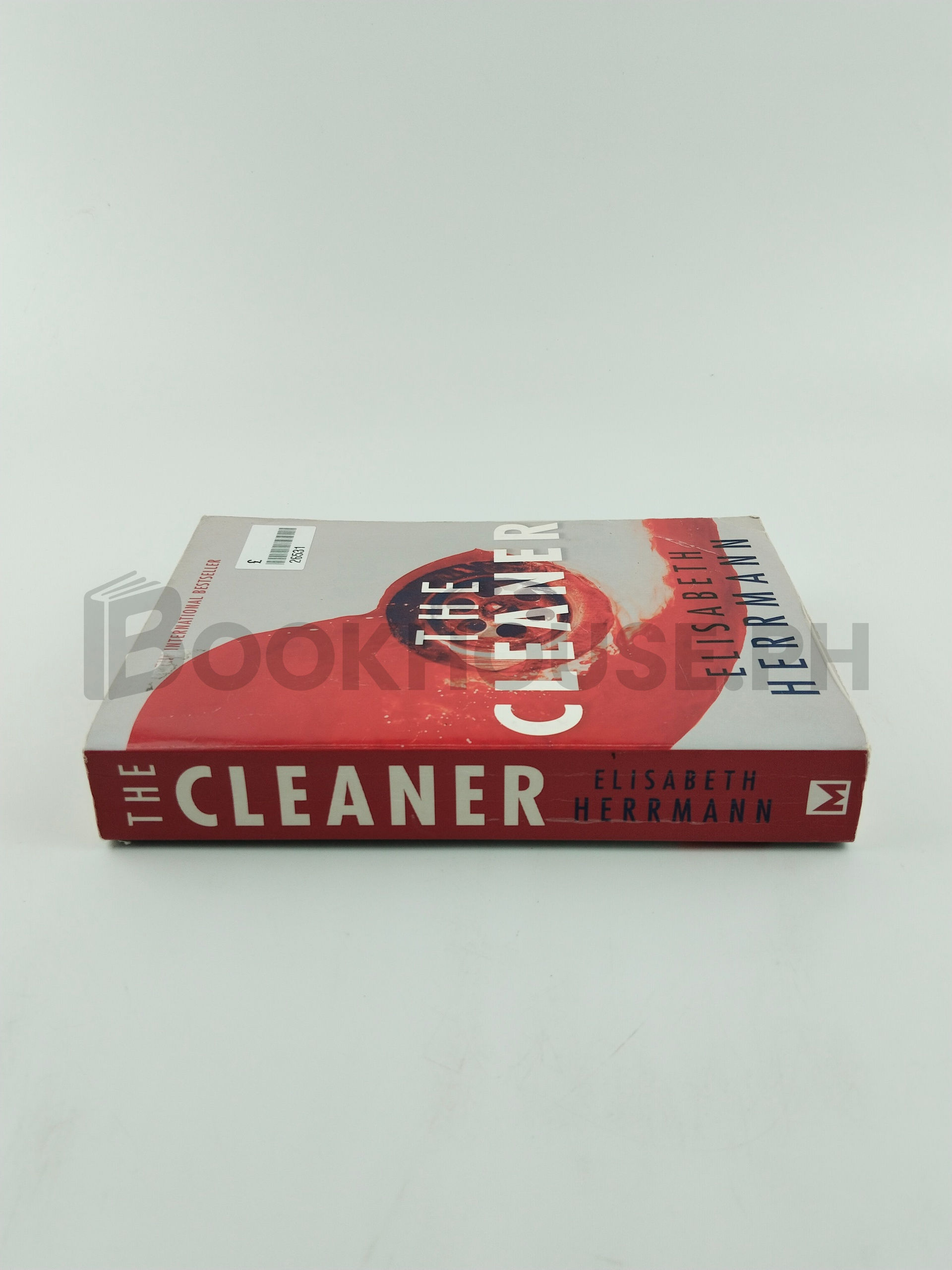 The Cleaner by Elisabeth Herrmann - Image 3