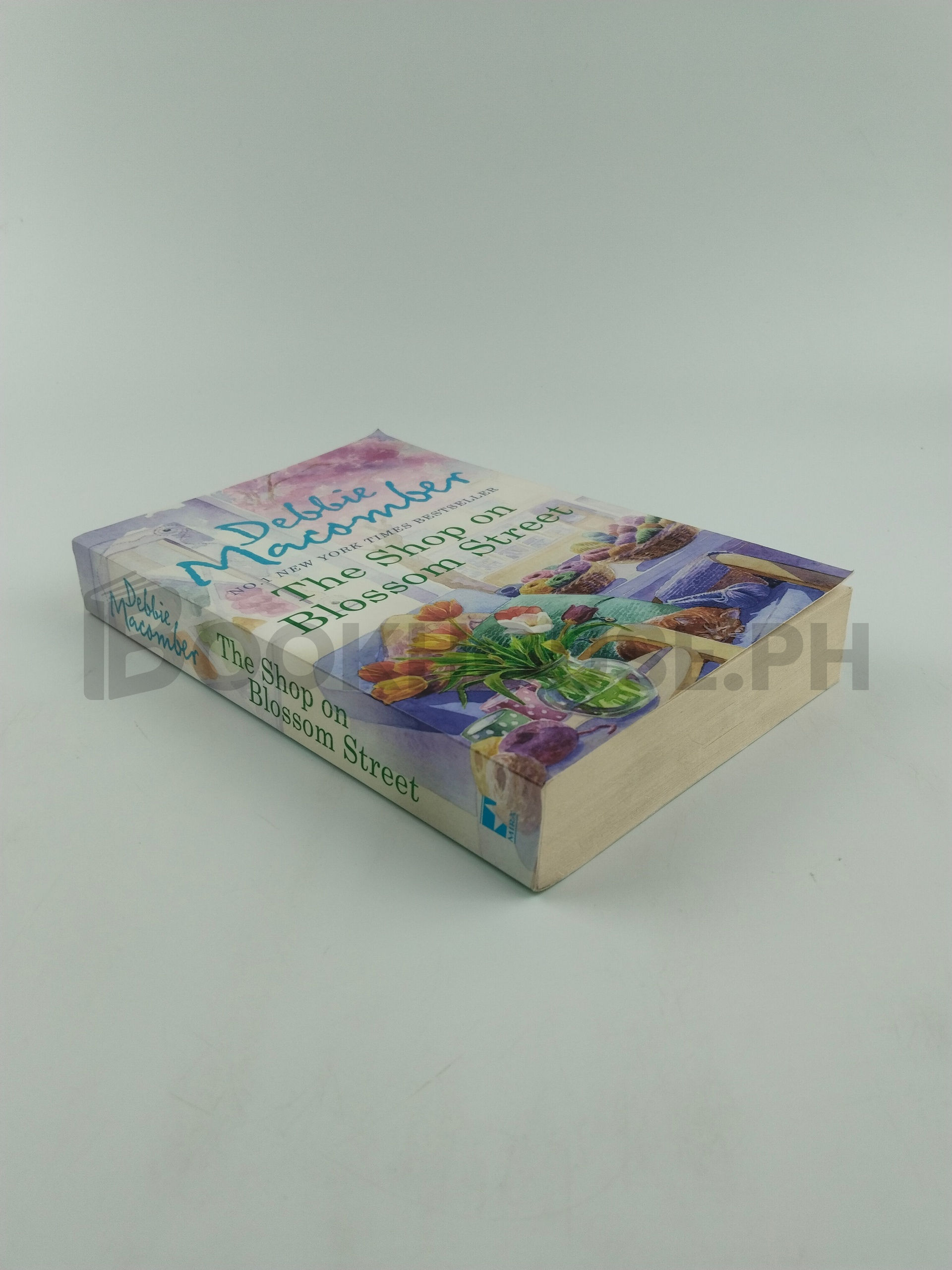 The Shop On Blossom Street by Debbie Macomber - Image 2