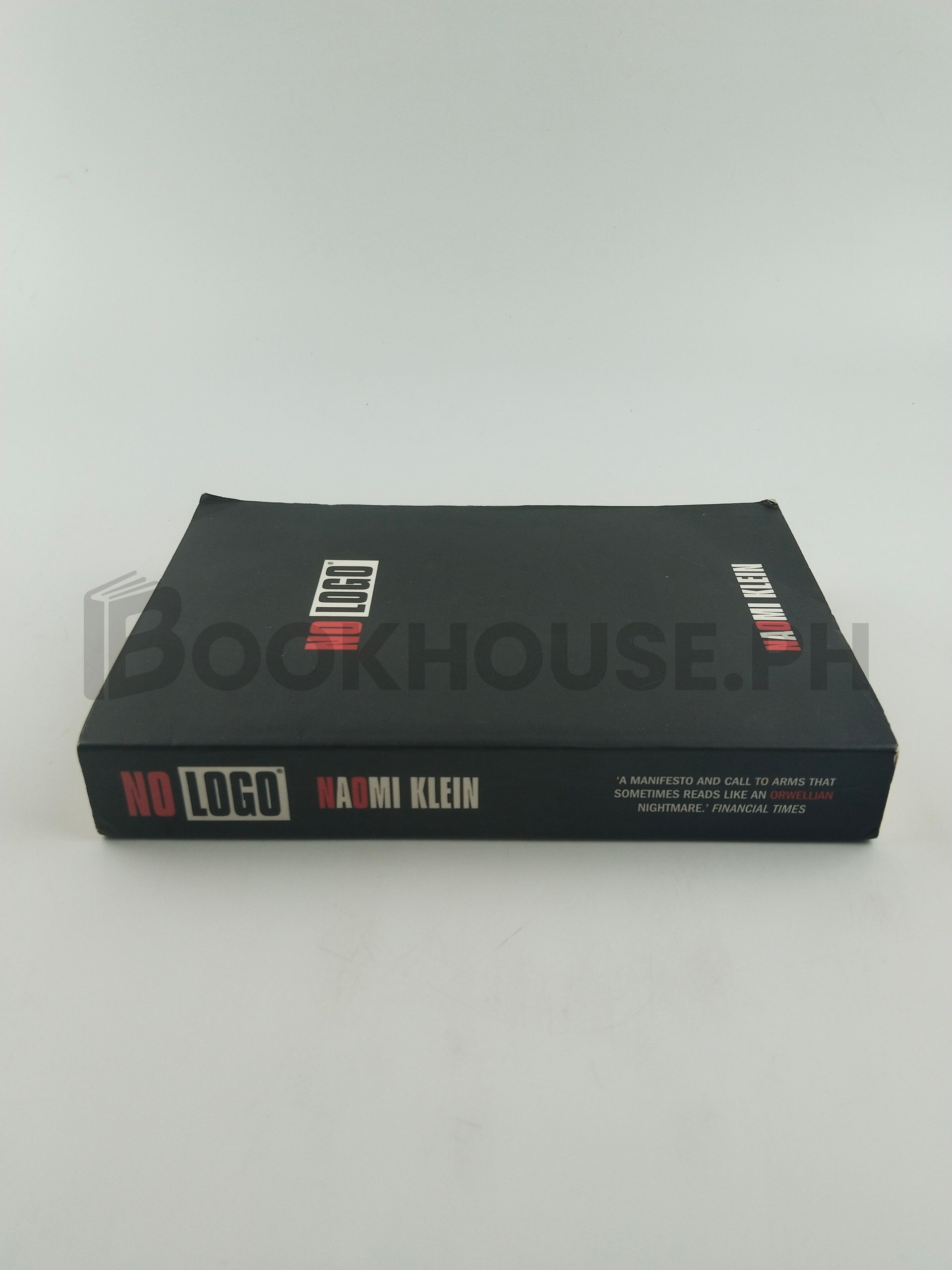 No Logo by Naomi Klein - Image 3