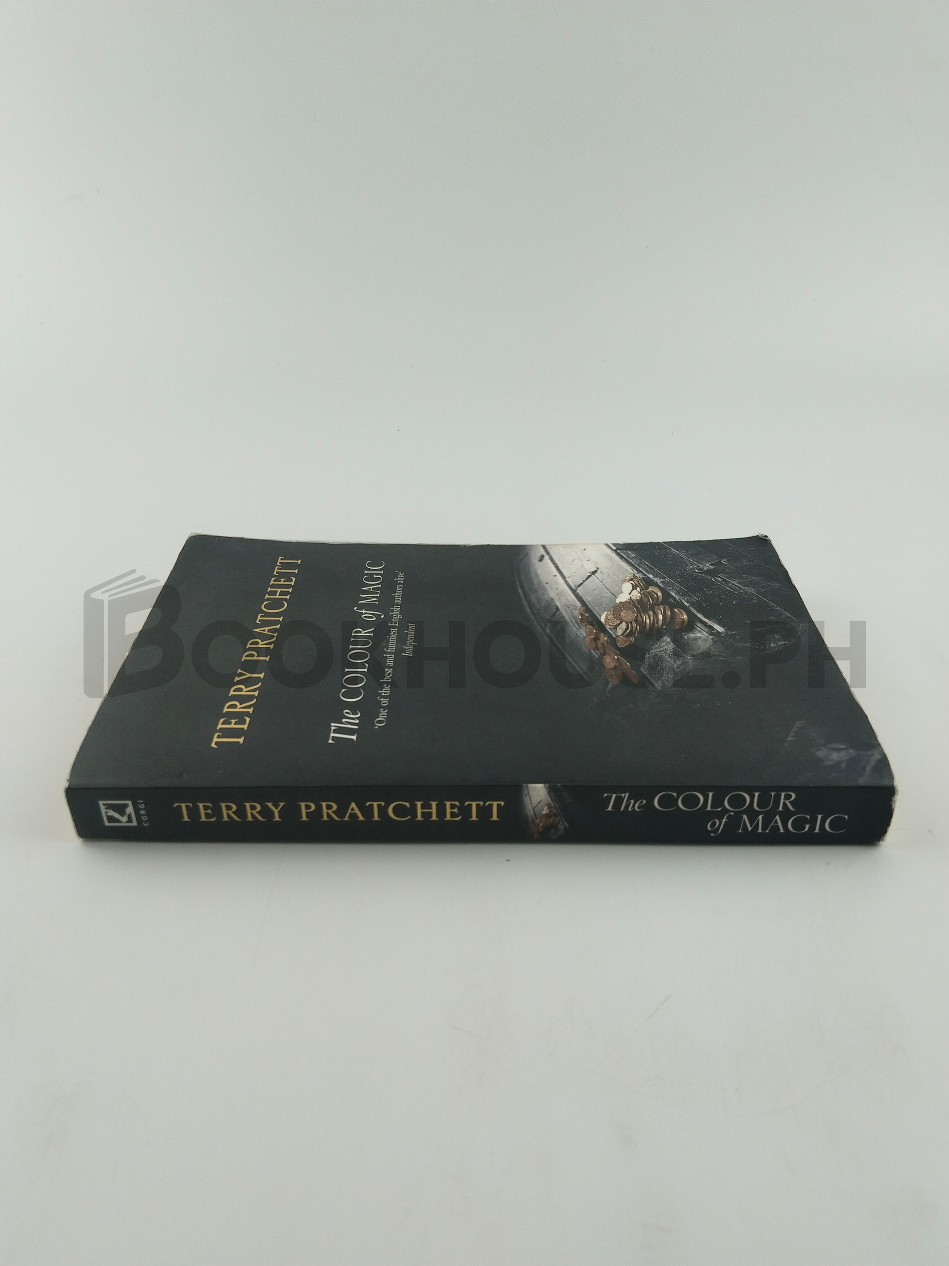The Colour Of Magic by Terry Pratchett - Image 3