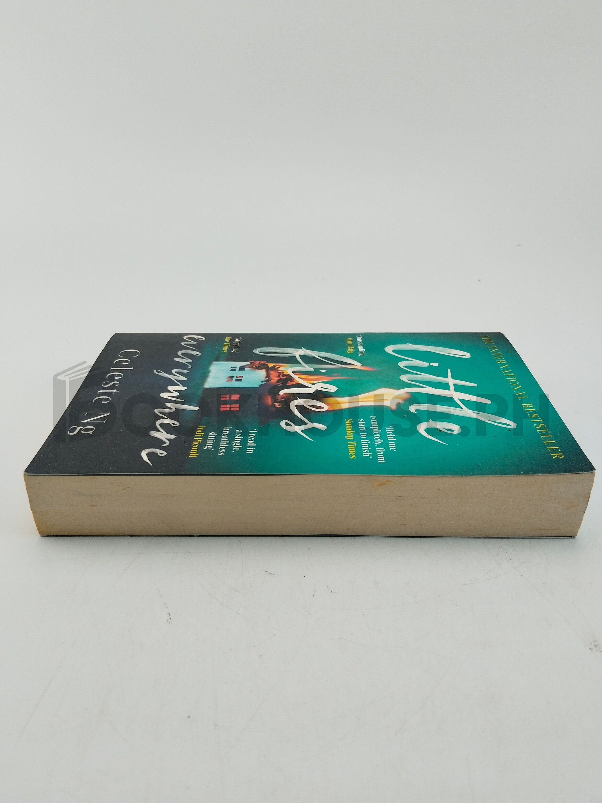 Little Fires Everywhere by Celeste Ng - Image 4