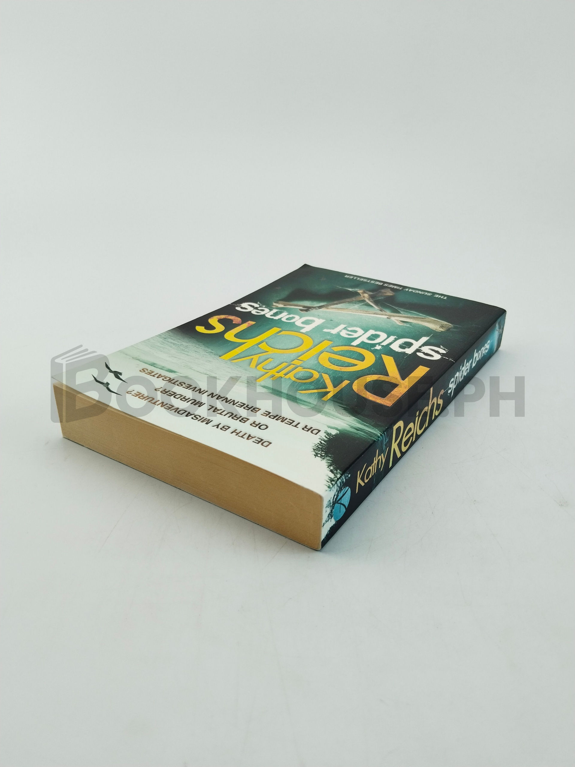 Spider Bones by Kathy Reichs - Image 2