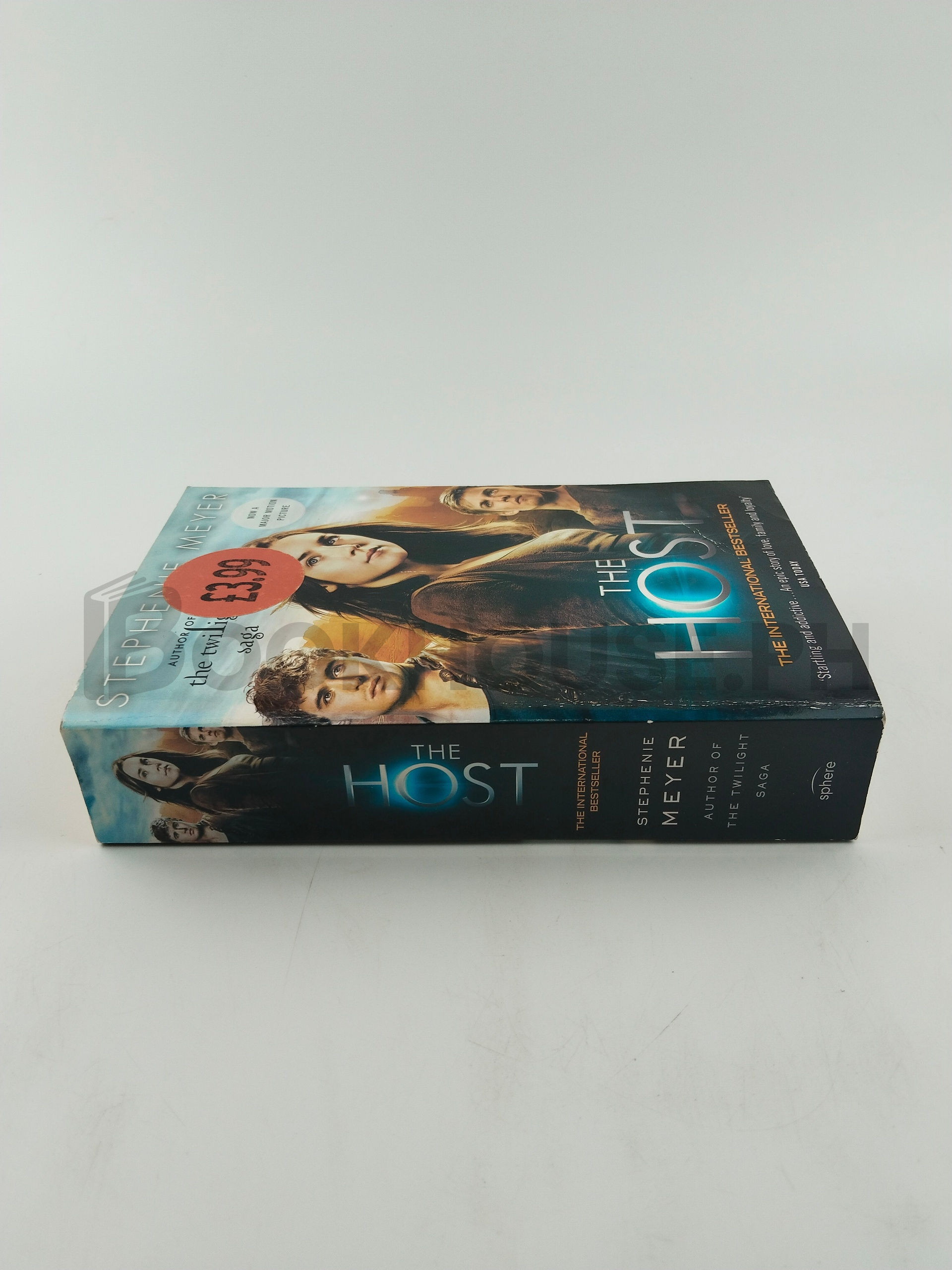 The Host by Stephenie Meyer - Image 3