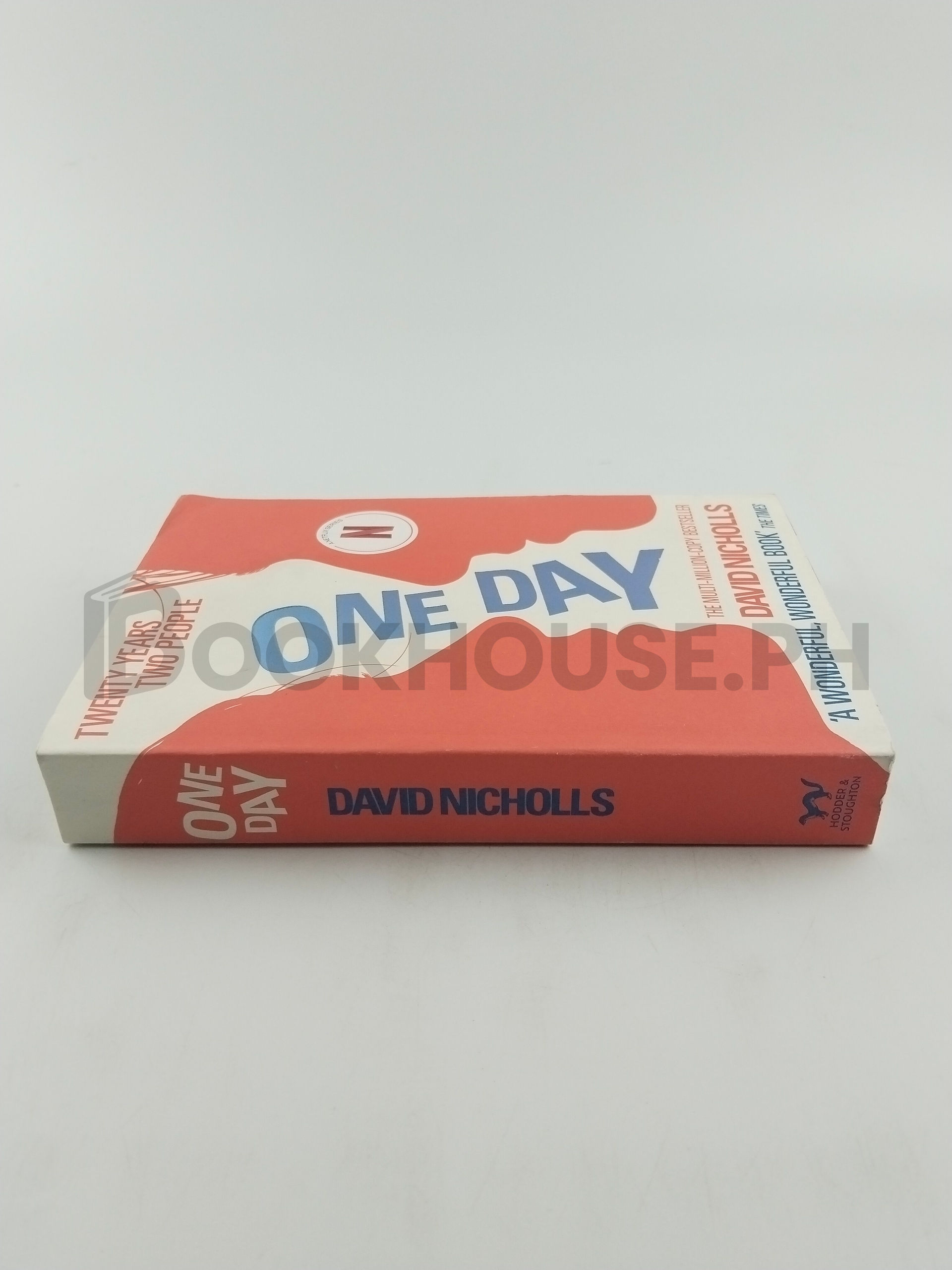 One Day by David Nicholls - Image 3
