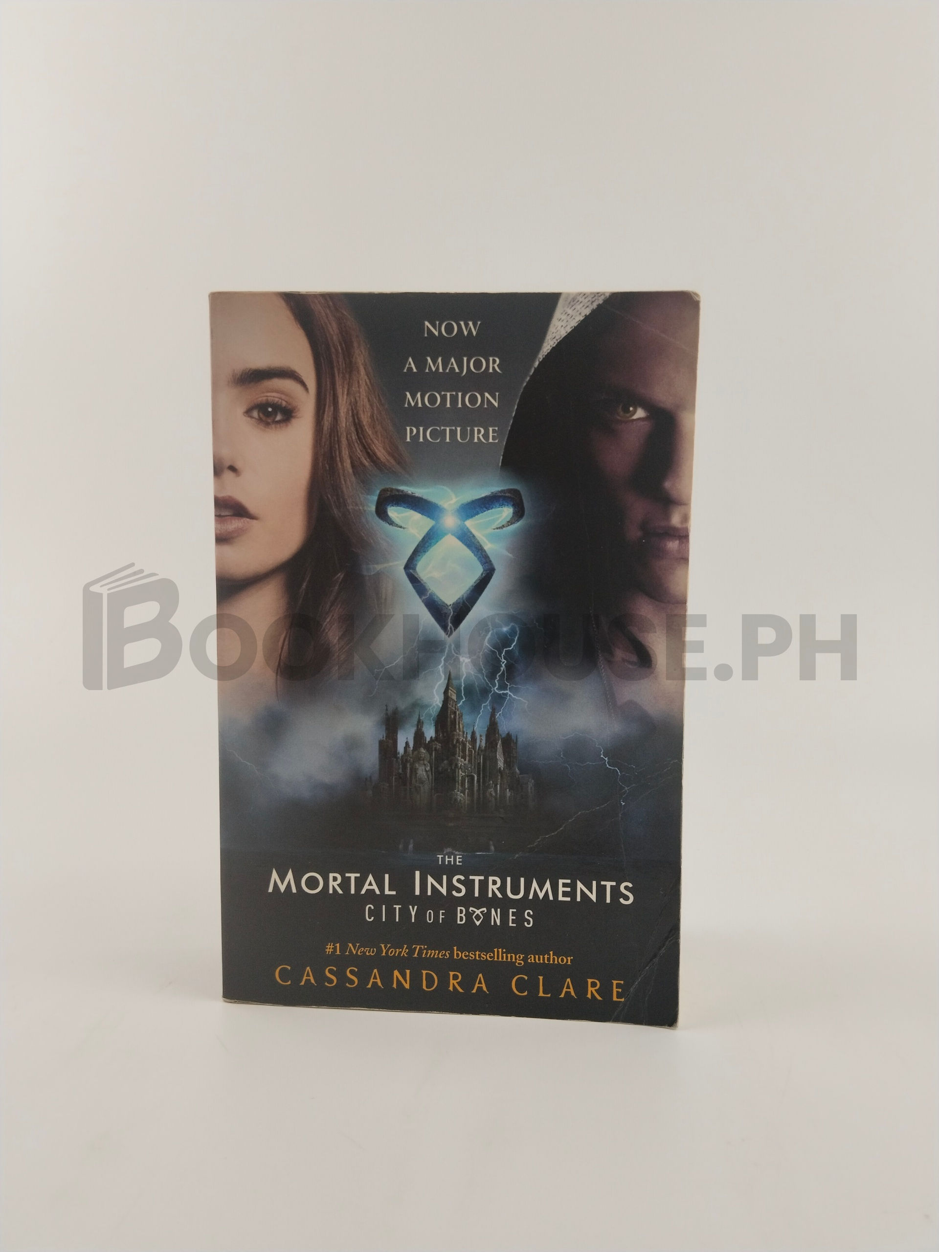 City Of Bones by Cassandra Clare