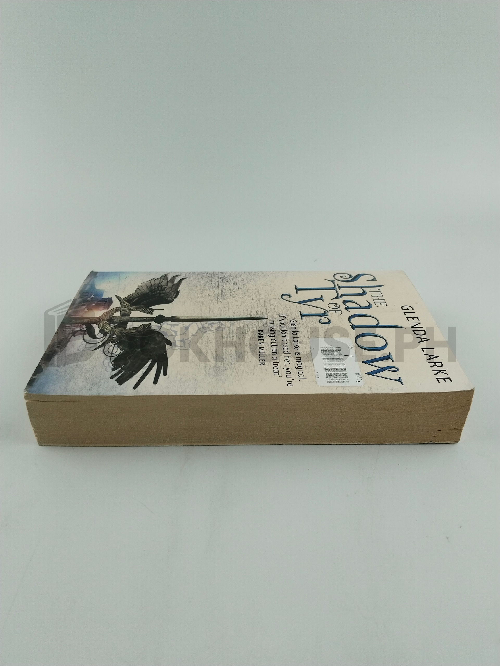 The Shadow Of Tyr by Glenda Larke - Image 4