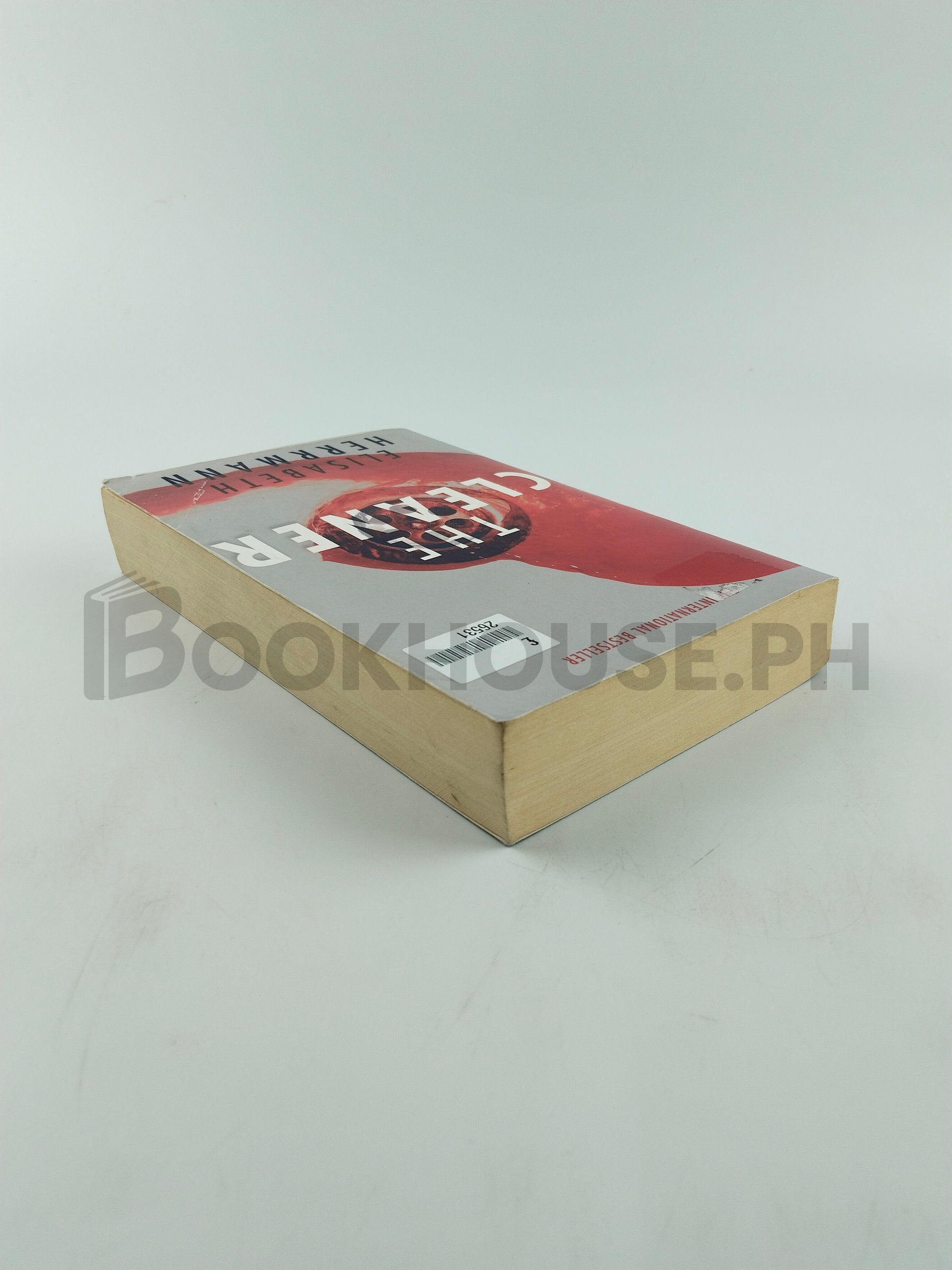 The Cleaner by Elisabeth Herrmann - Image 2