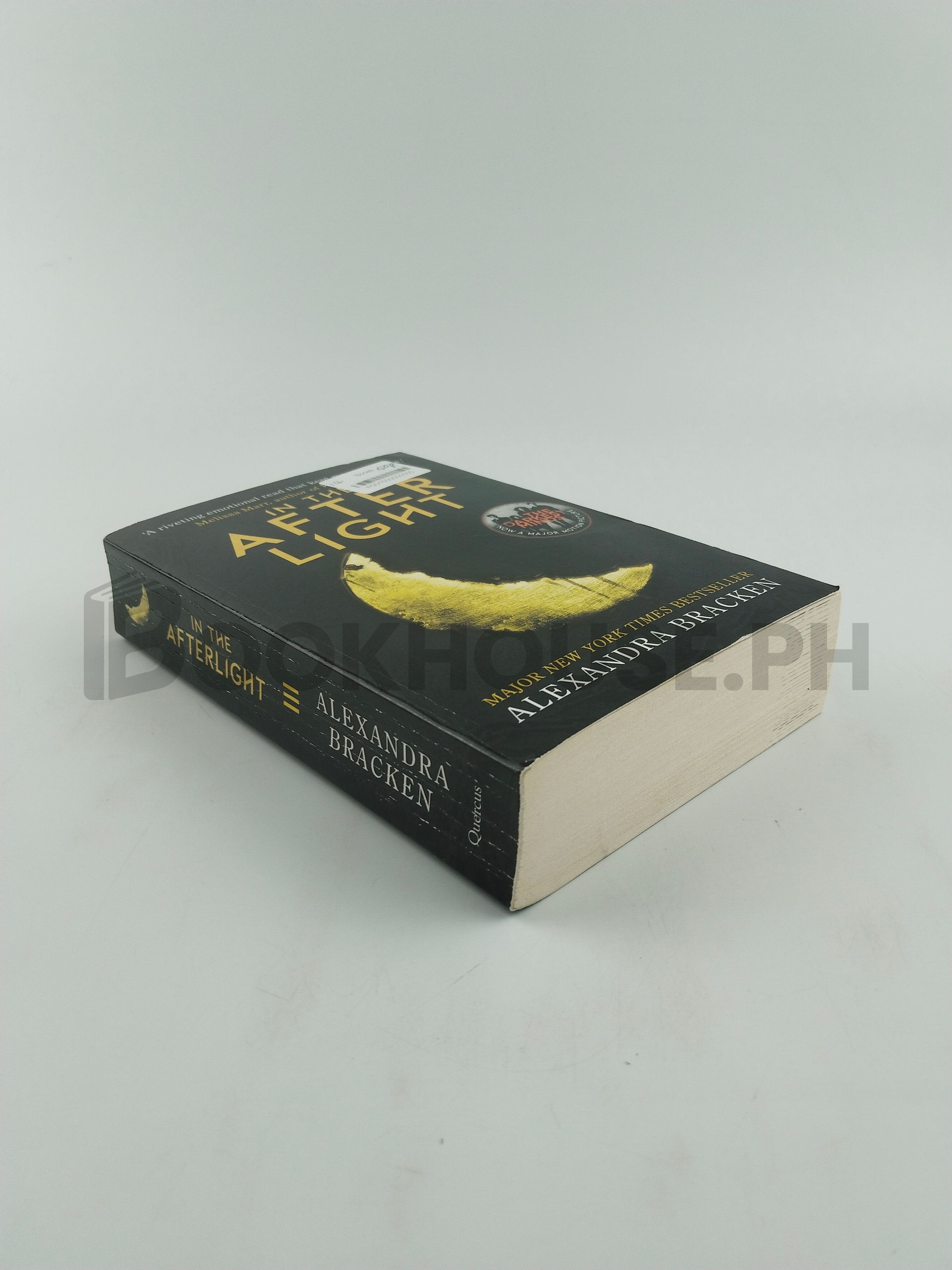 In The After Light by Alexandra Bracken - Image 2