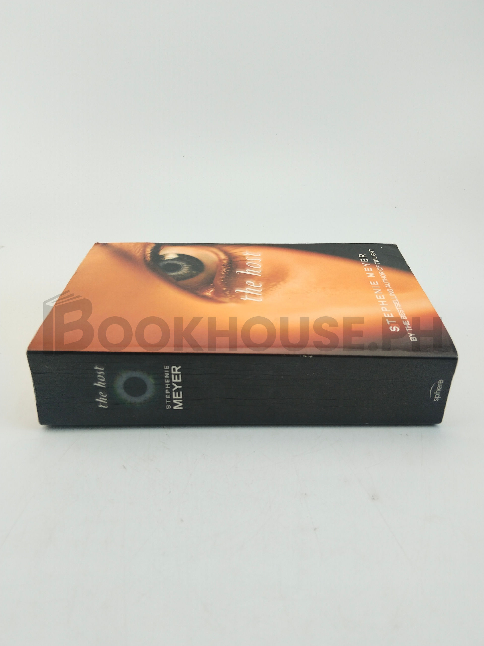 The Host by Stephenie Meyer - Image 3