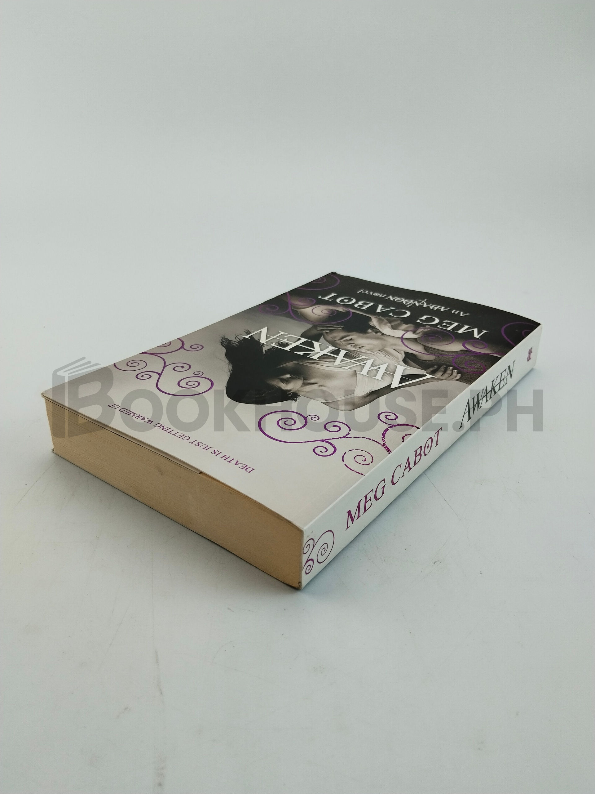 Awaken by Meg Cabot - Image 2