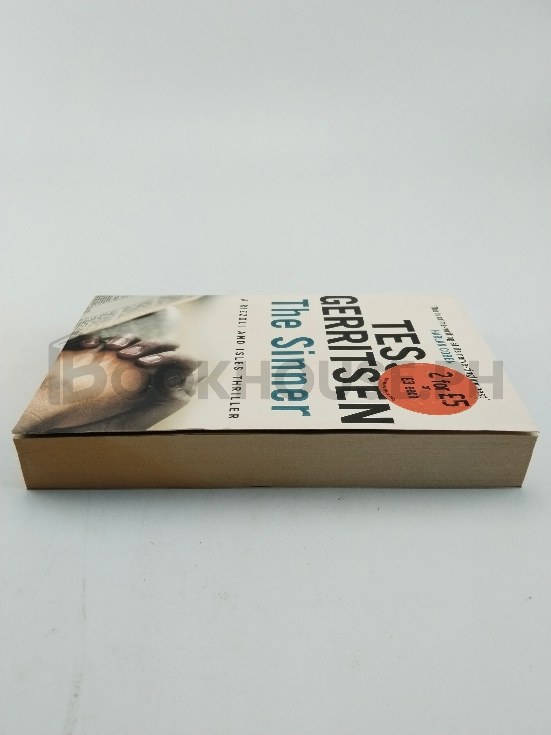 The Sinner by Tess Gerritsen - Image 4