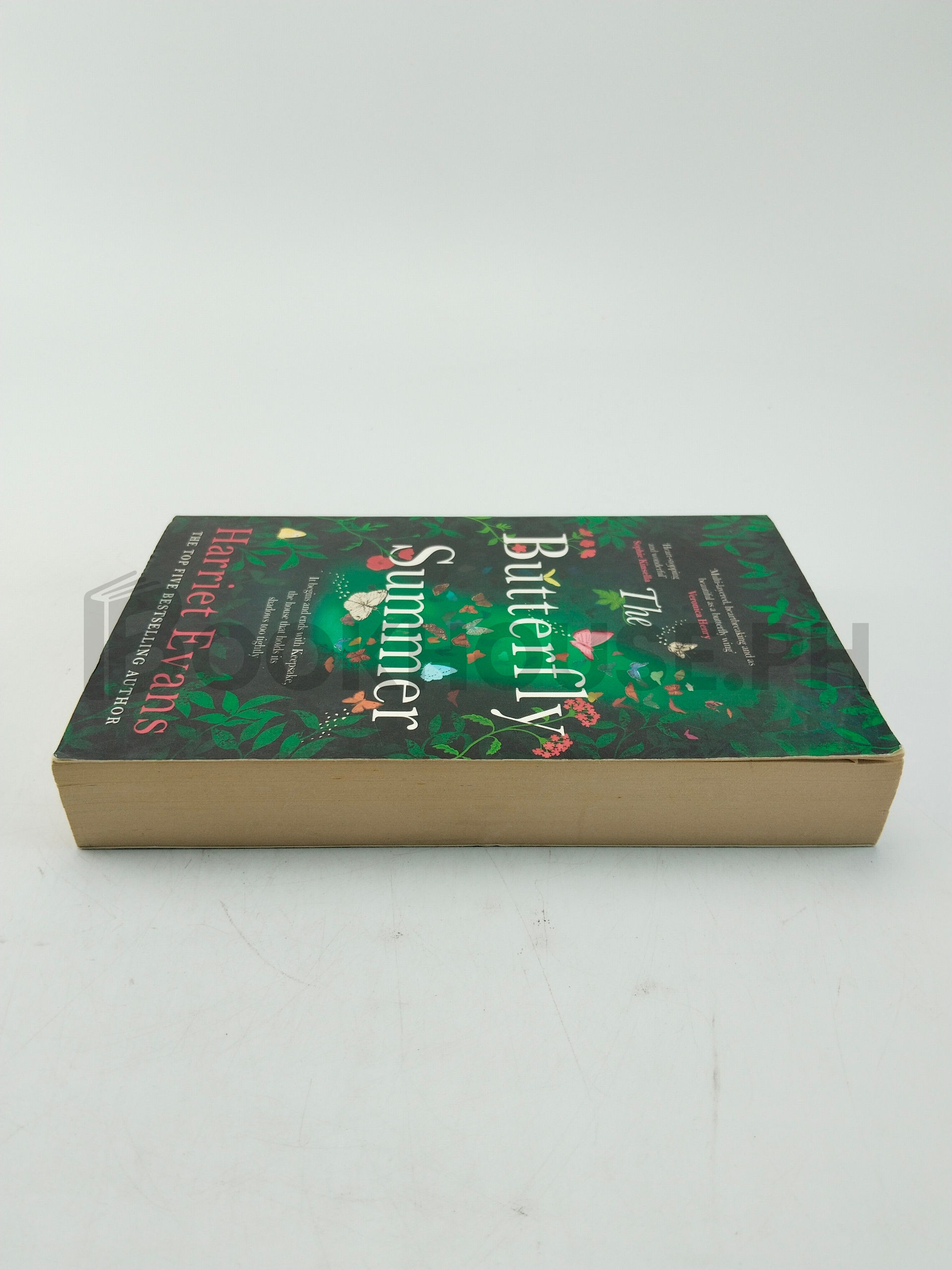 The Butterfly Summer by Harriet Evans - Image 4