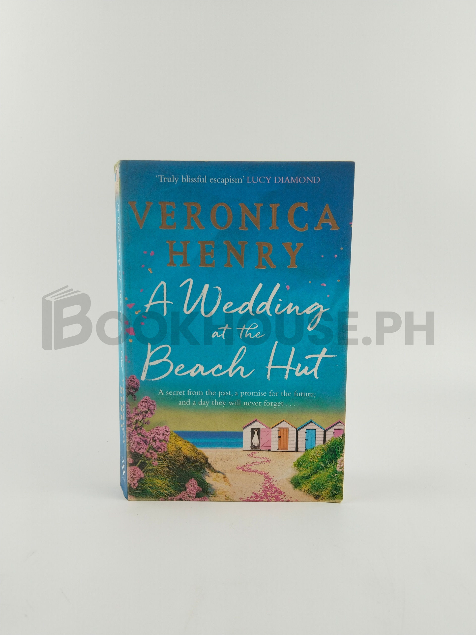 A Wedding At The Beach Hut by Veronica Henry