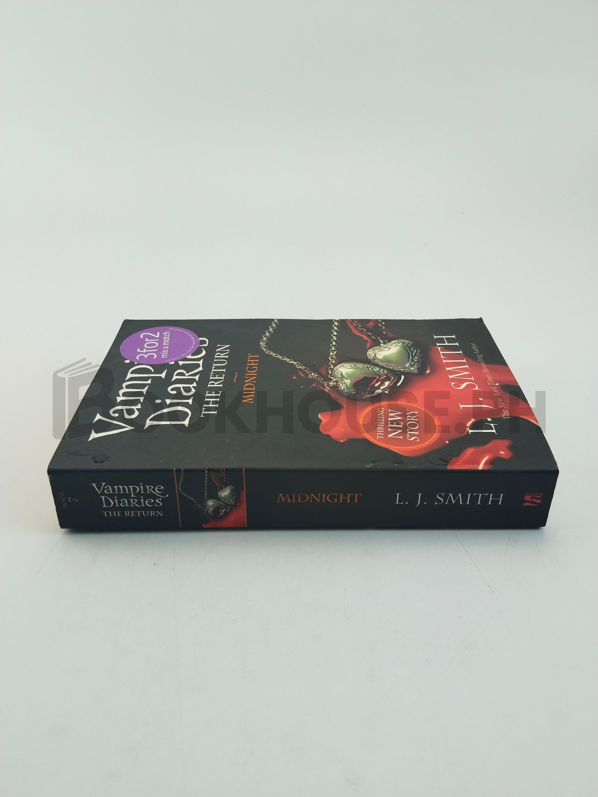 Midnight by L. J. Smith - Image 3