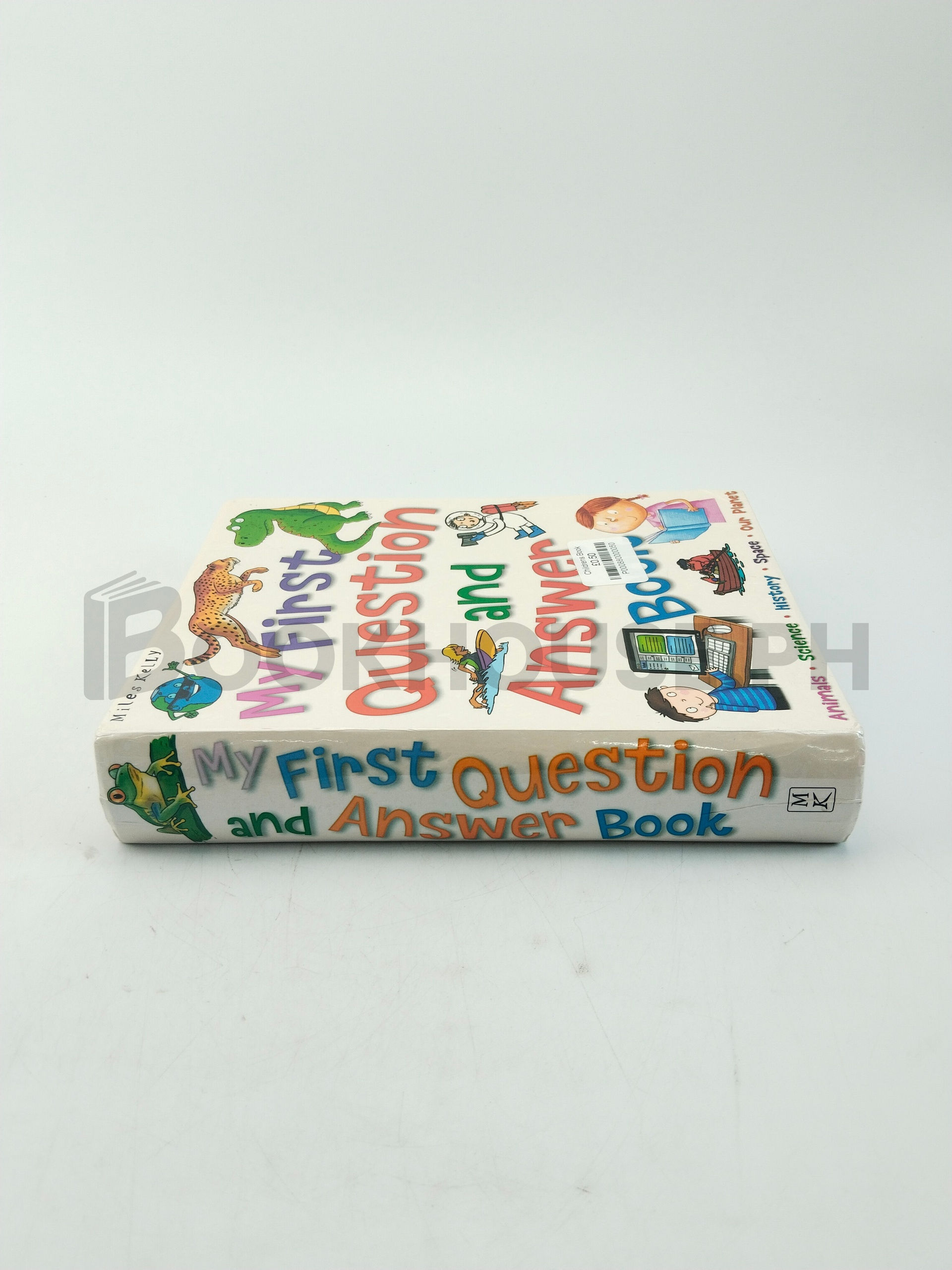 My First Question And Answer Book by Camilla De La Bédoyère, Catherine Chambers, Chris Oxlade - Image 3