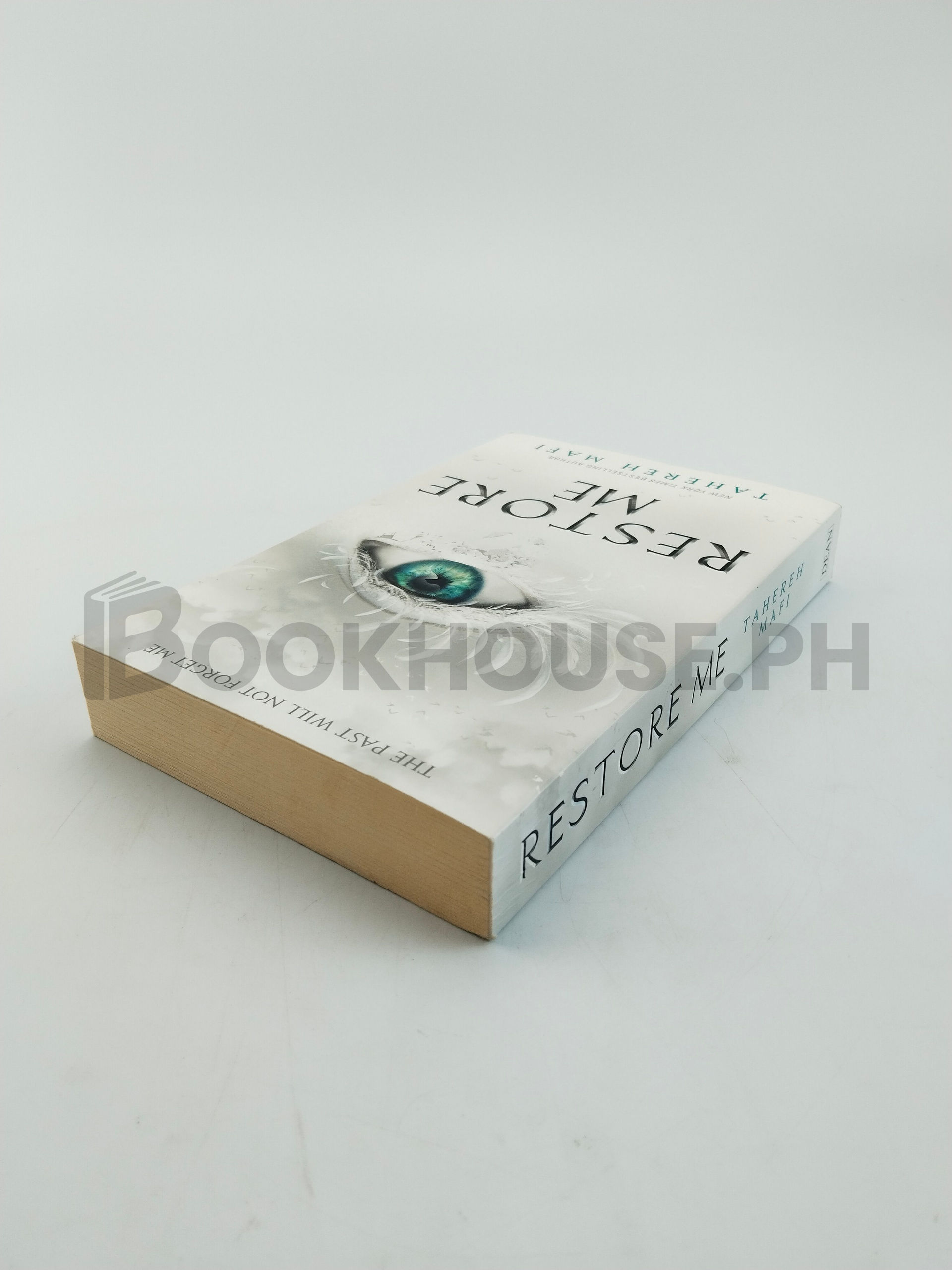 Restore Me by Tahereh Mafi - Image 2