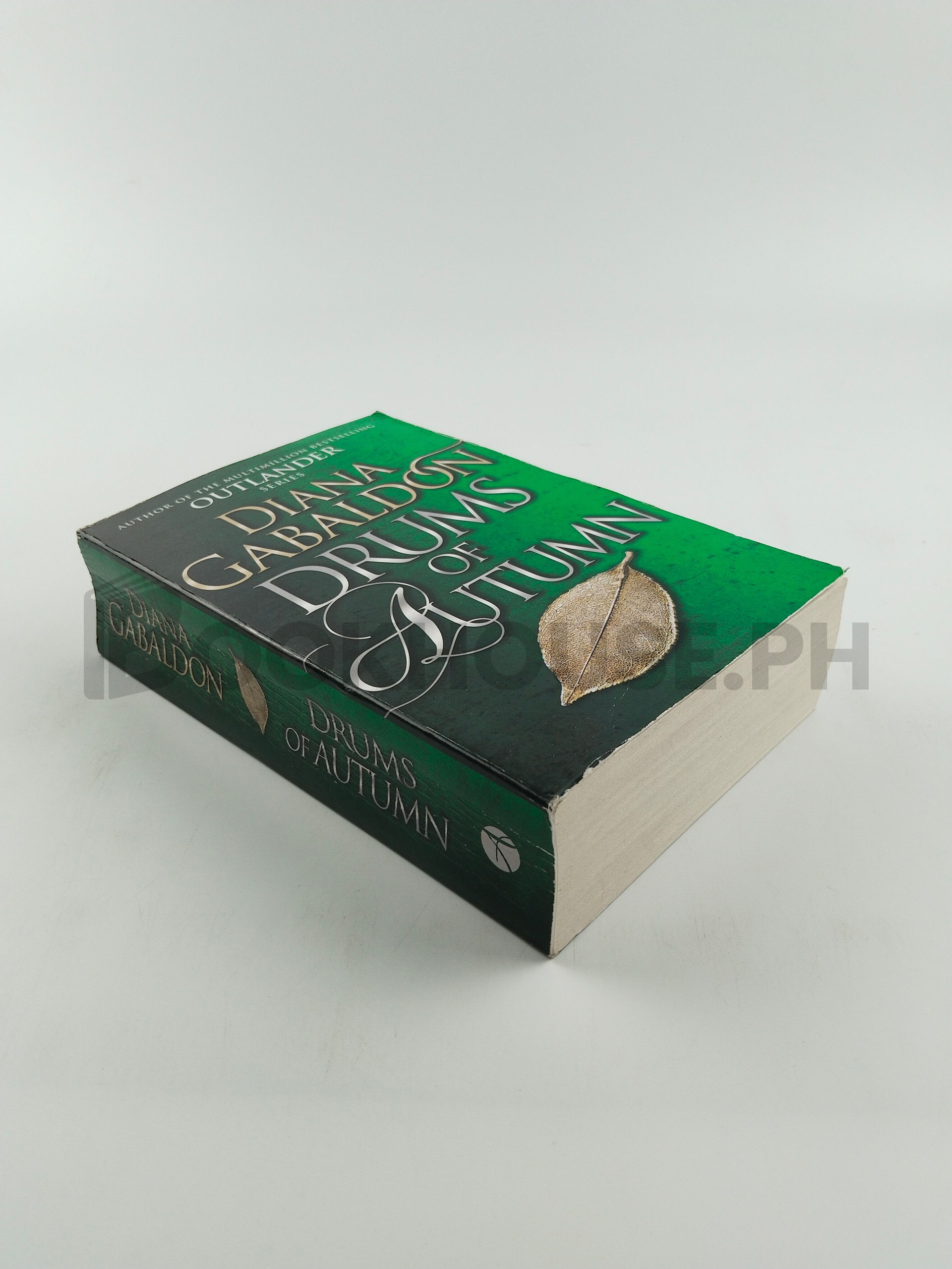 Outlander by Diana Gabaldon - Image 2