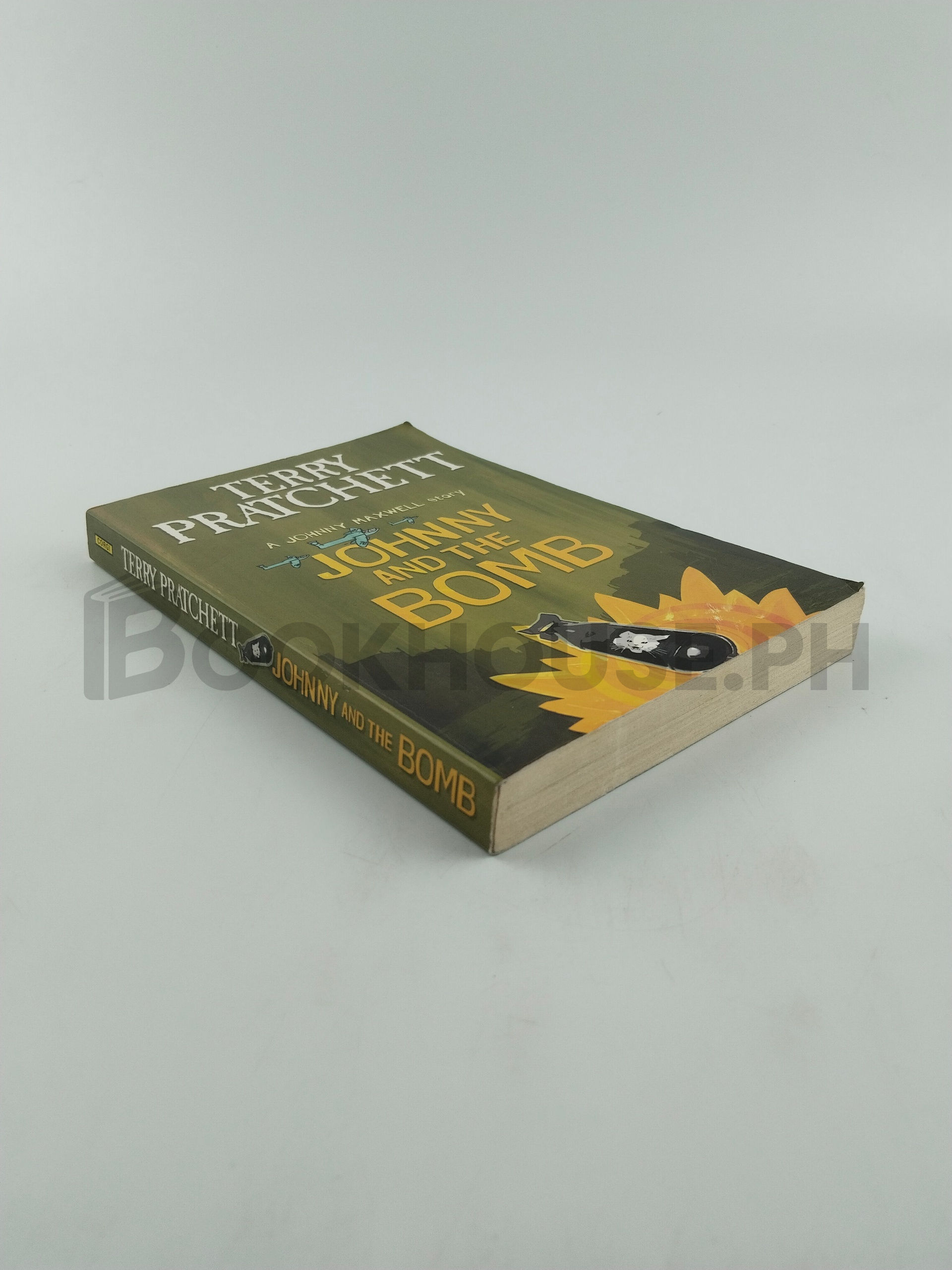 Johnny And The Bomb by Terry Pratchett - Image 2