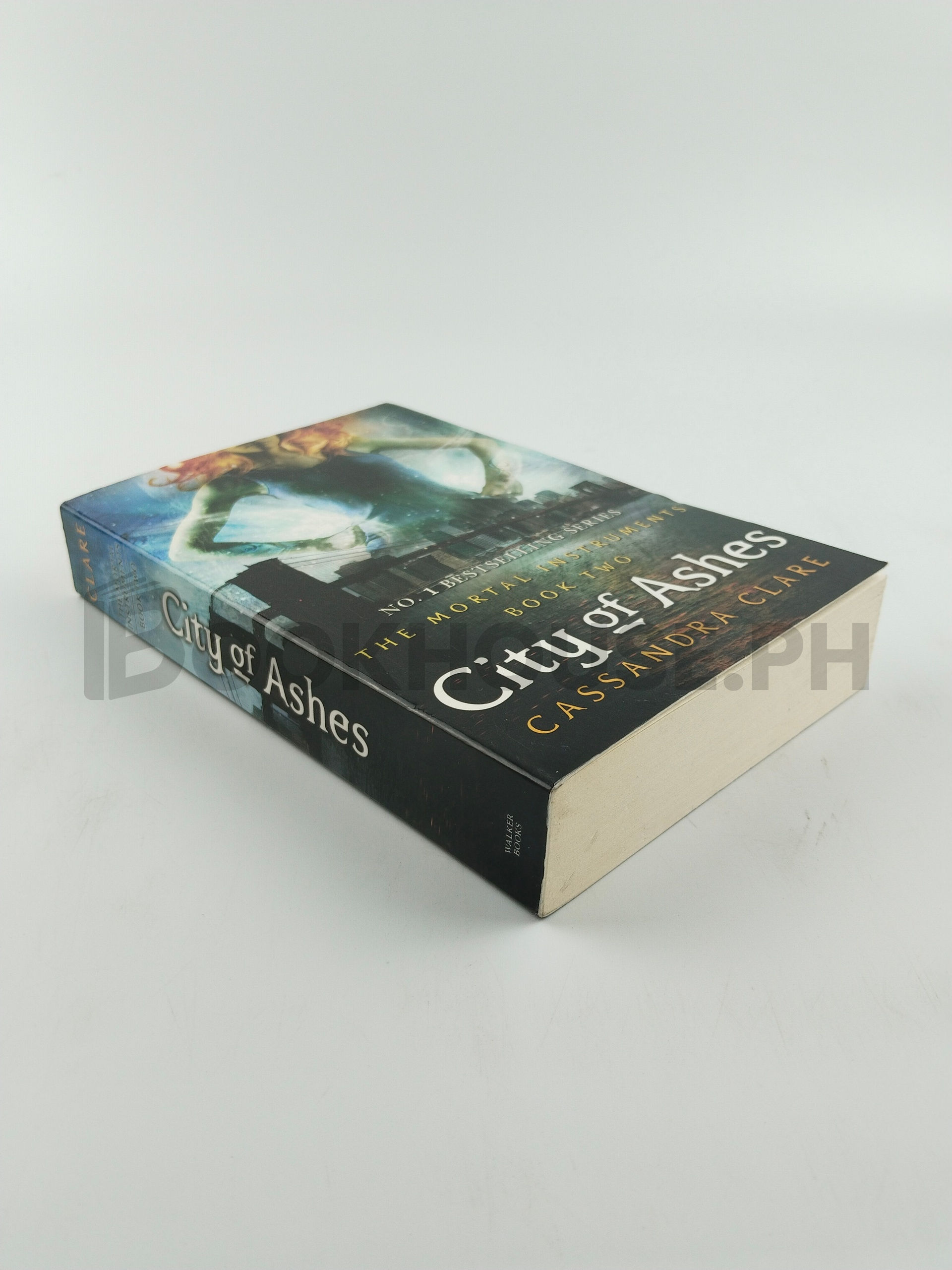City Of Ashes by Cassandra Clare - Image 2