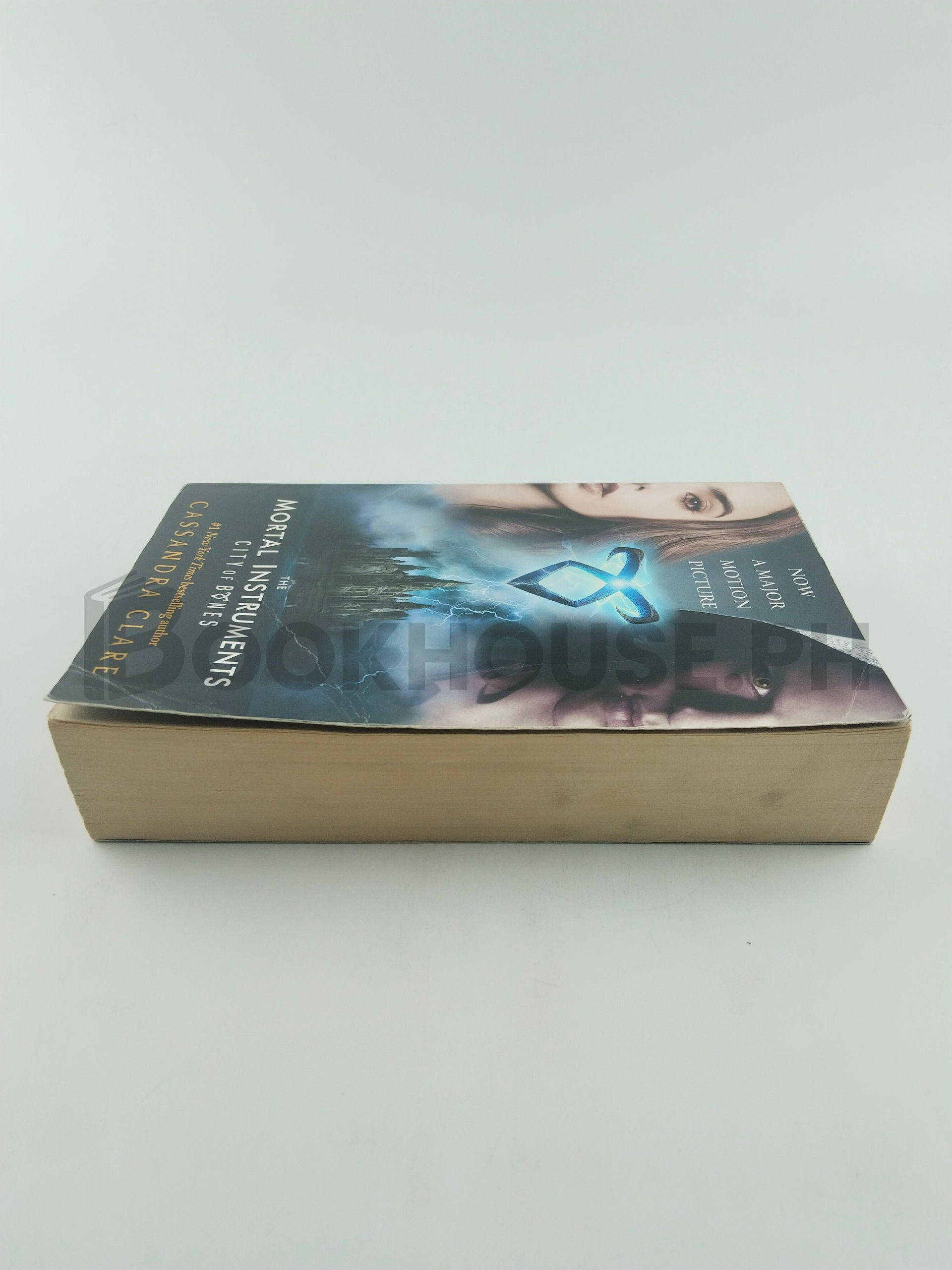 City Of Bones by Cassandra Clare - Image 4