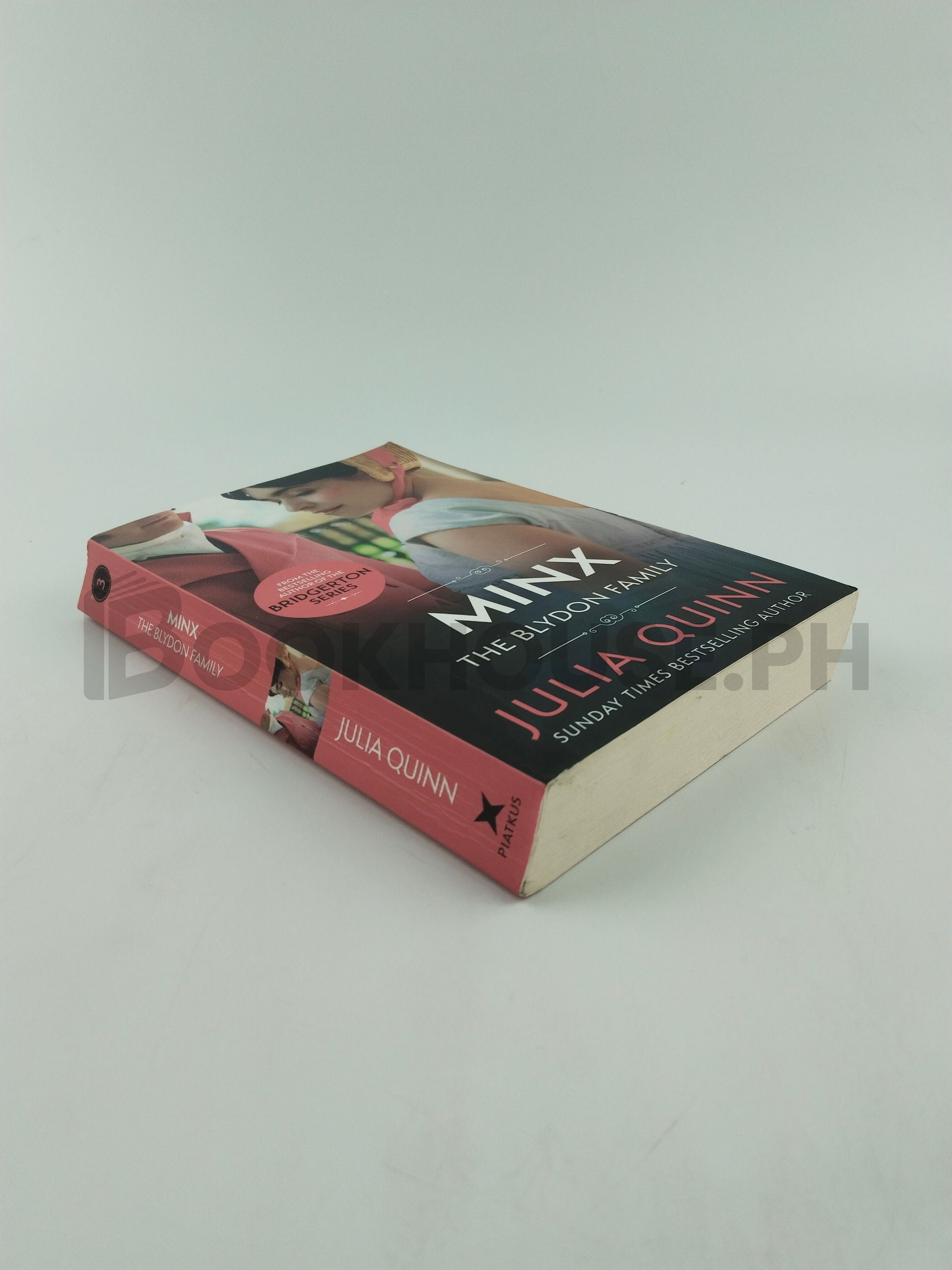 Minx by Julia Quinn - Image 2