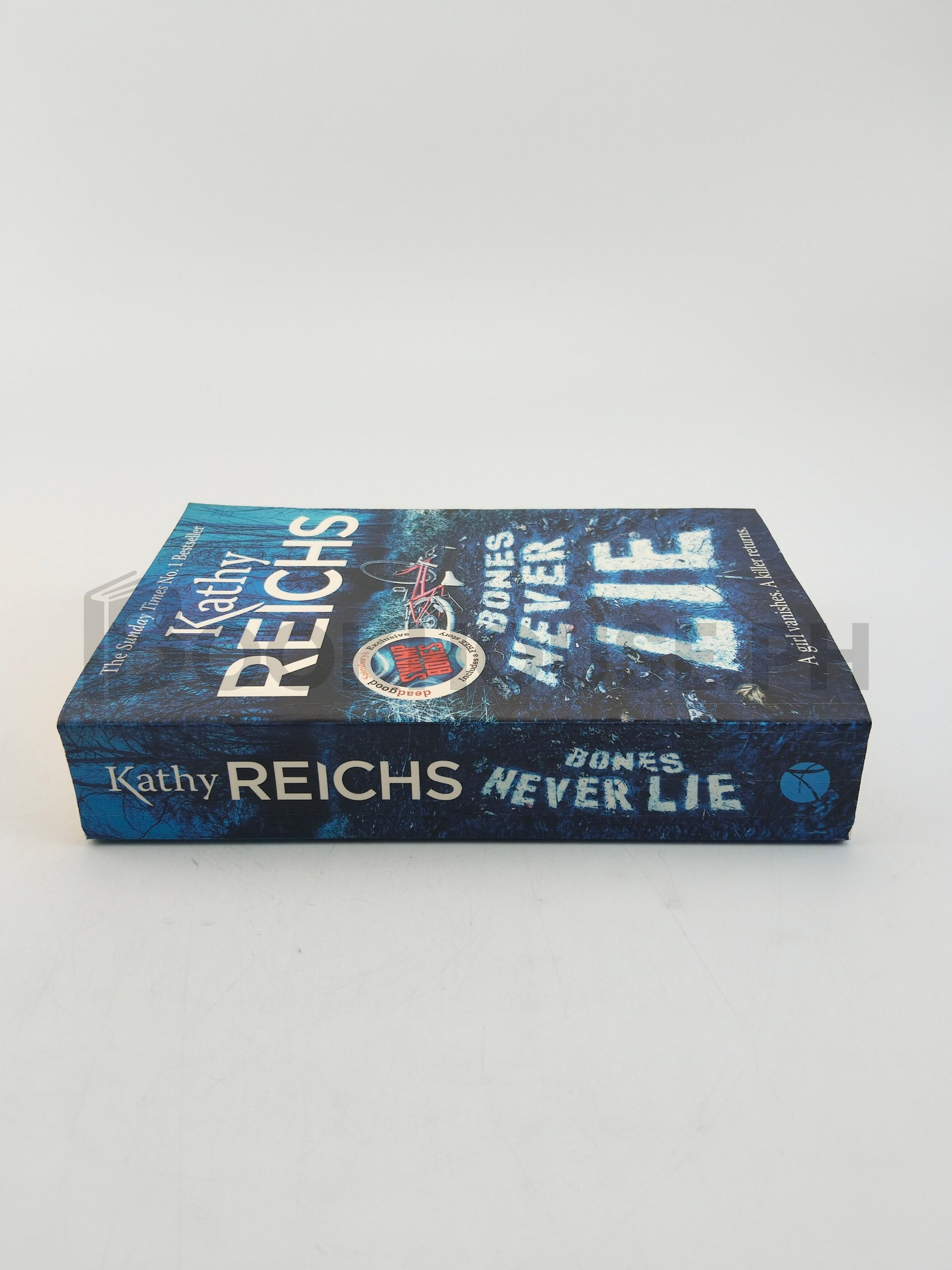 Bones Never Lie by Kathy Reichs - Image 3