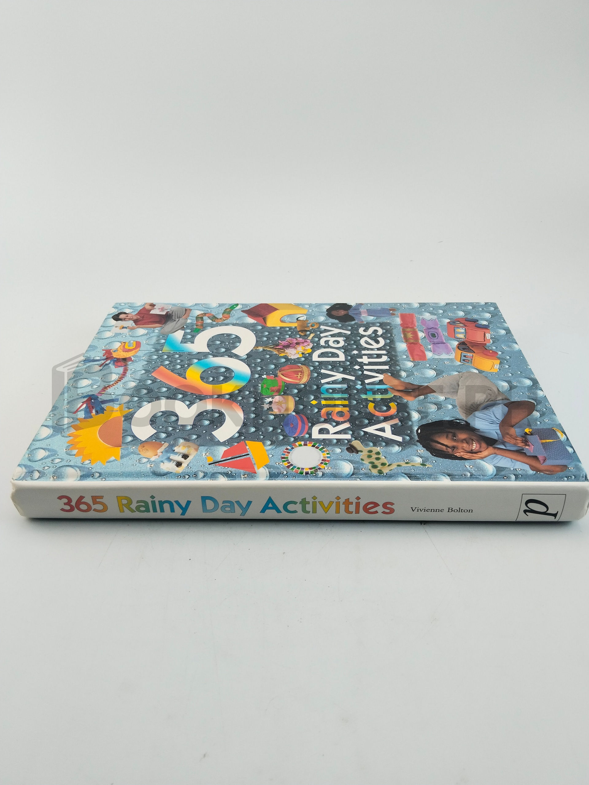 365 Rainy Day Activities by Vivienne Bolton - Image 3