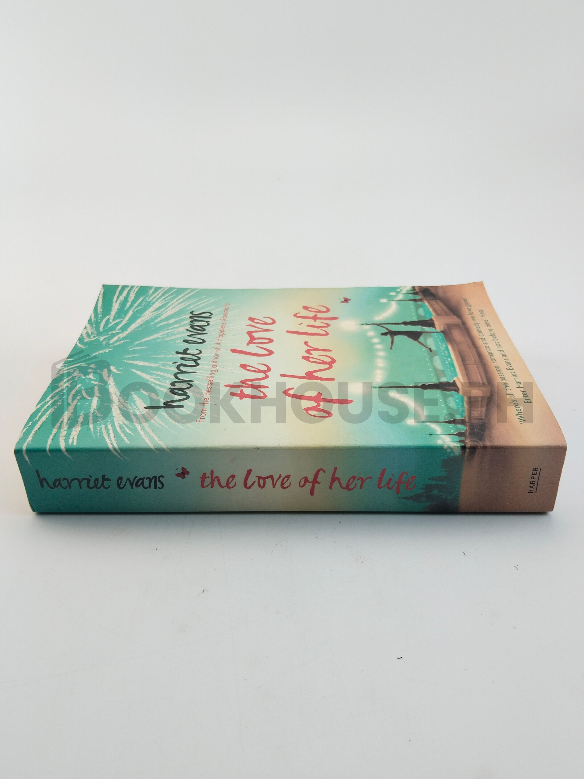 The Love Of Her Life by Harriet Evans - Image 3