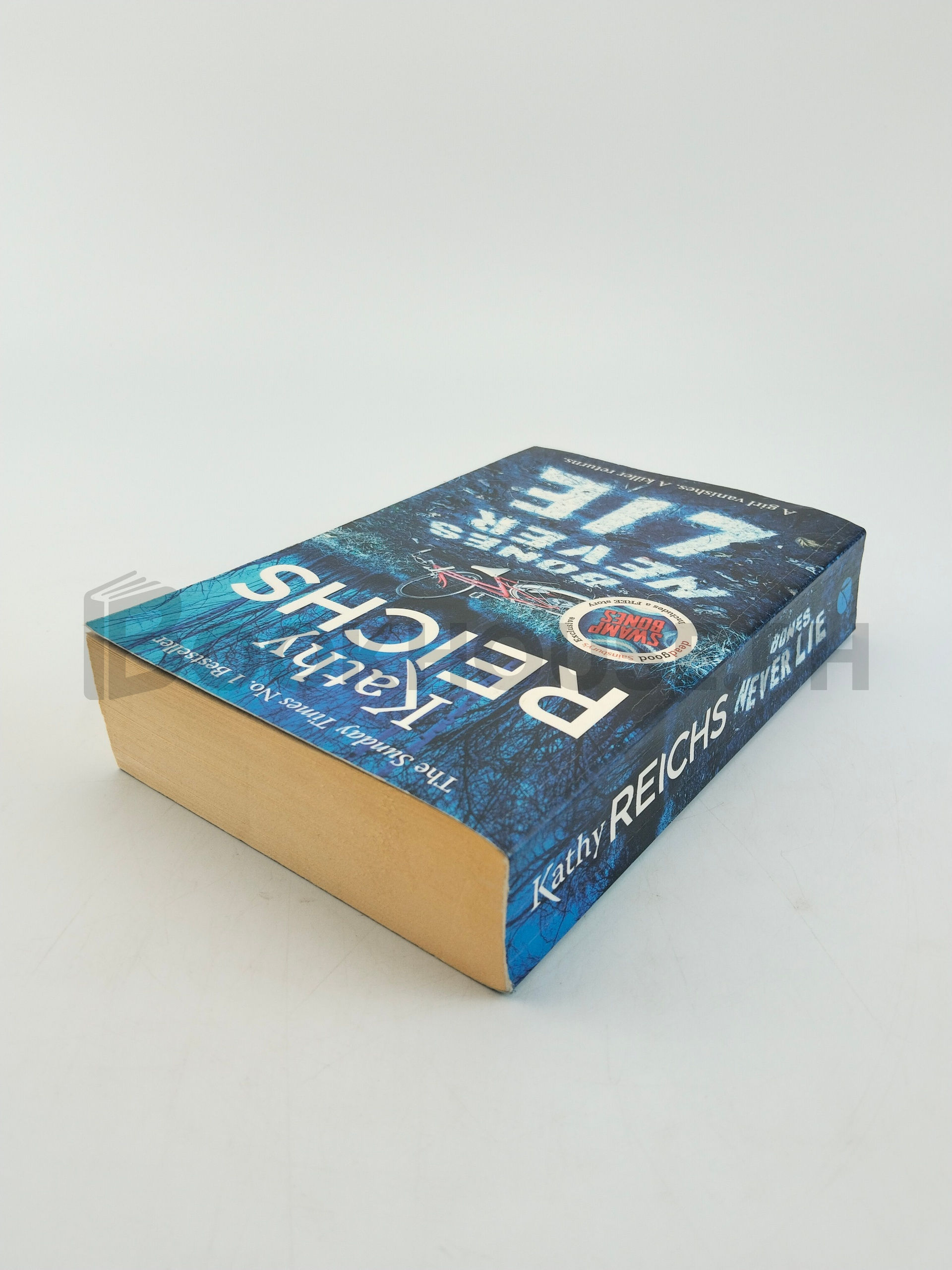 Bones Never Lie by Kathy Reichs - Image 2