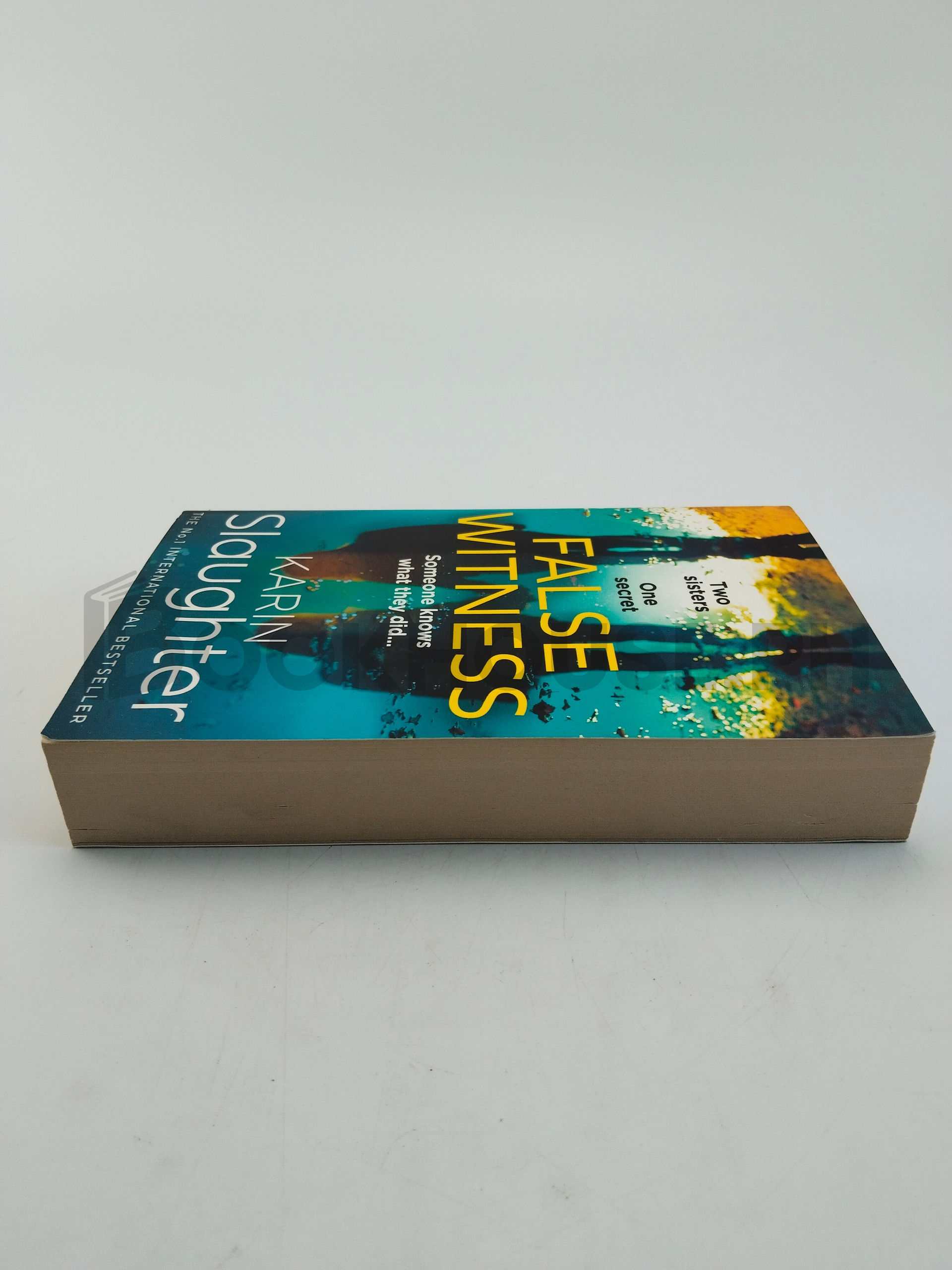 False Witness by Karin Slaughter - Image 4