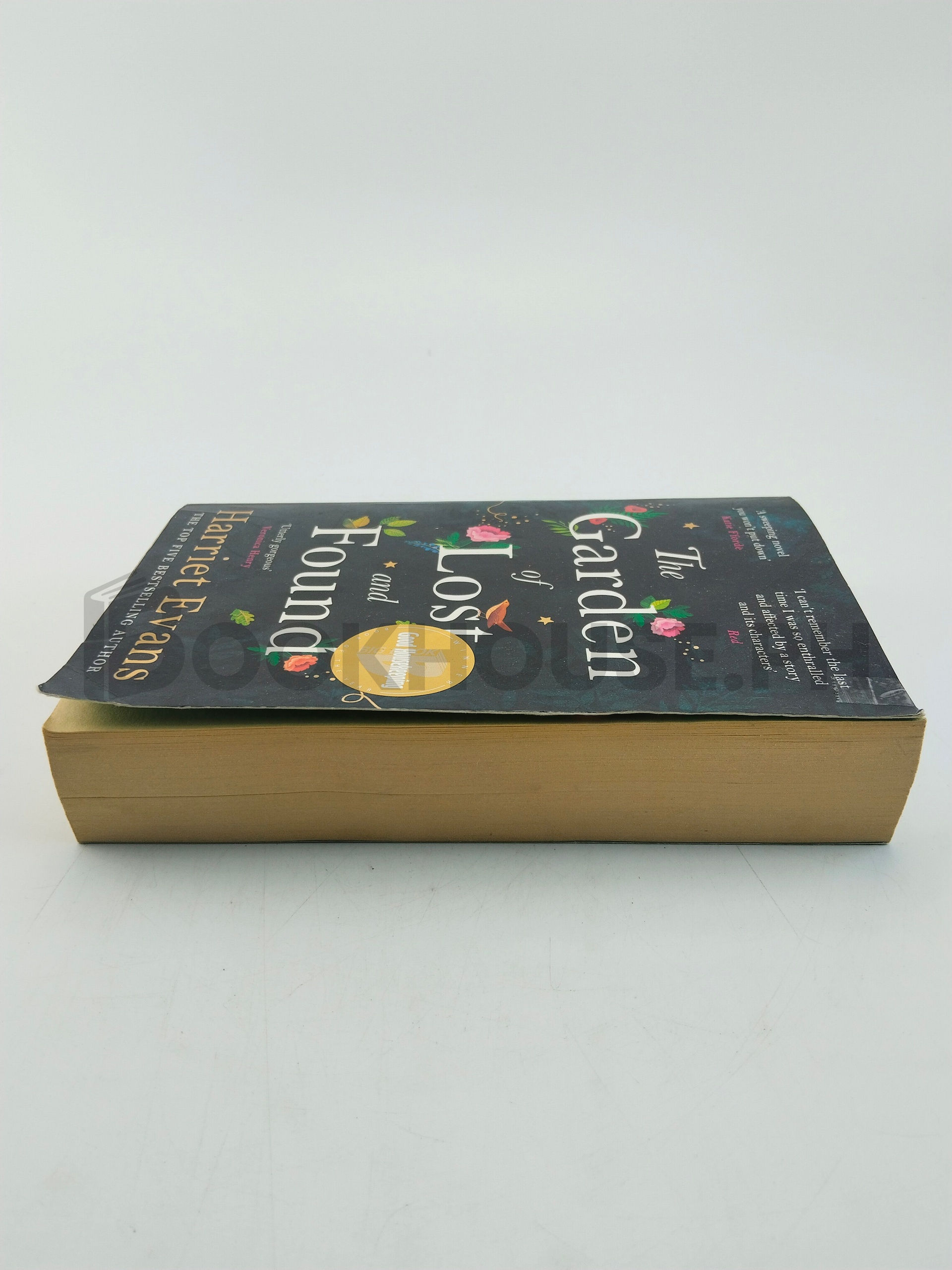 The Garden Of Lost And Found by Harriet Evans - Image 4