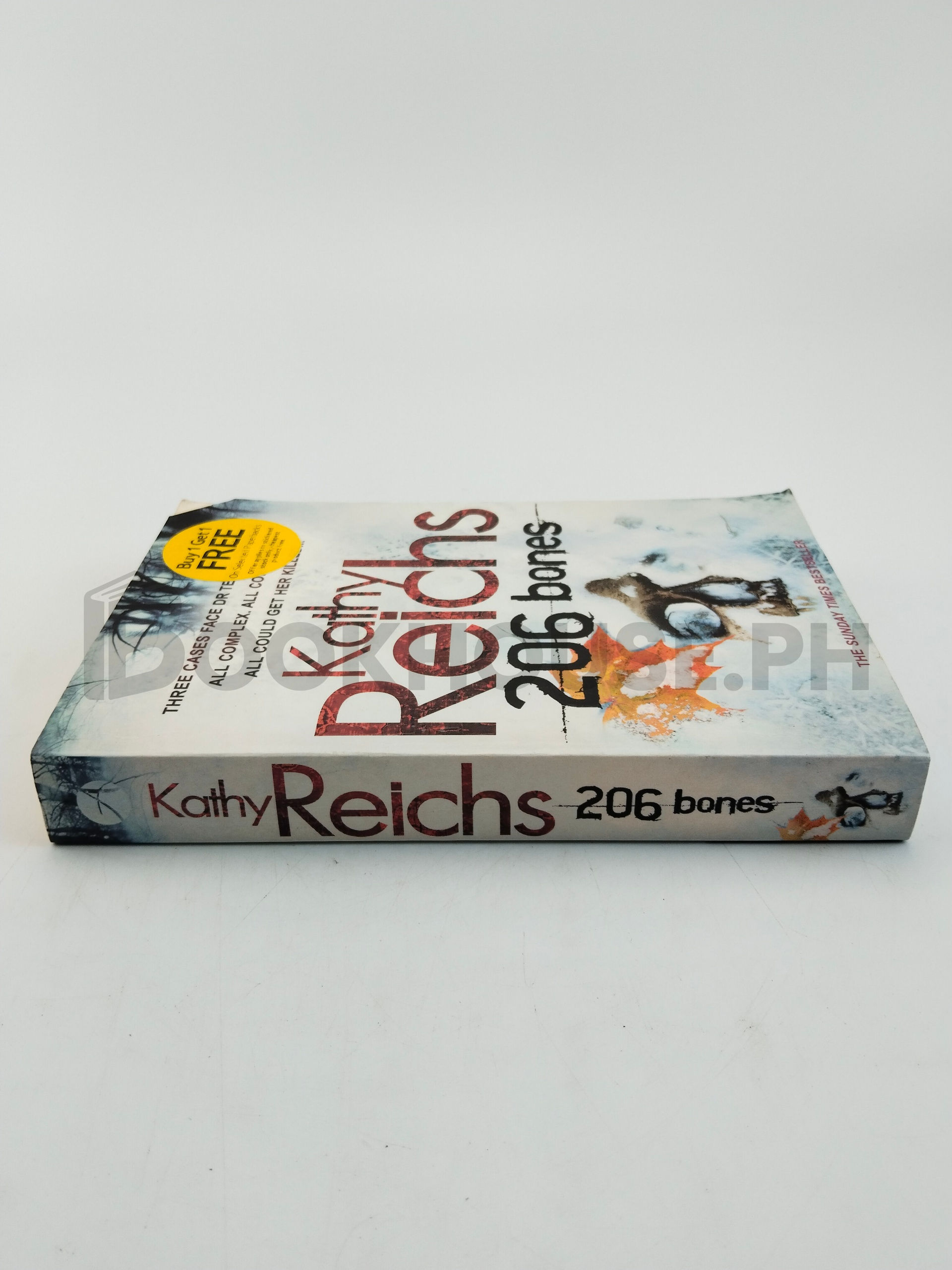 206 Bones by Kathy Reichs - Image 3