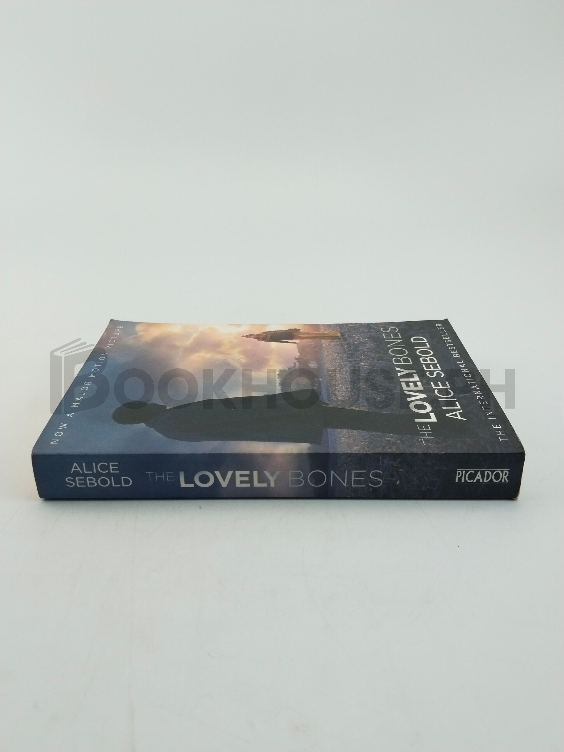 The Lovely Bones by Alice Sebold - Image 3