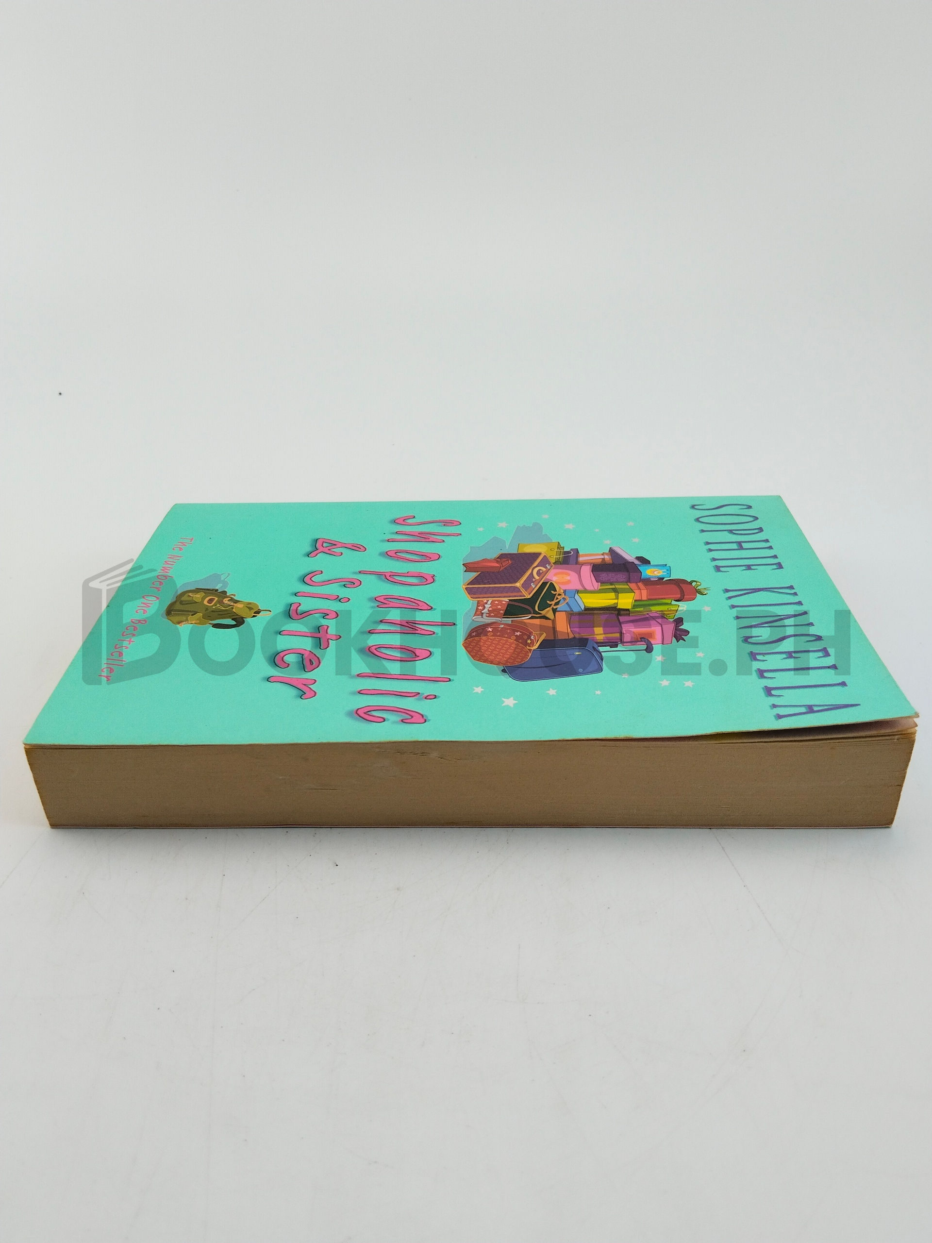 Shopaholic & Sister by Sophie Kinsella - Image 4