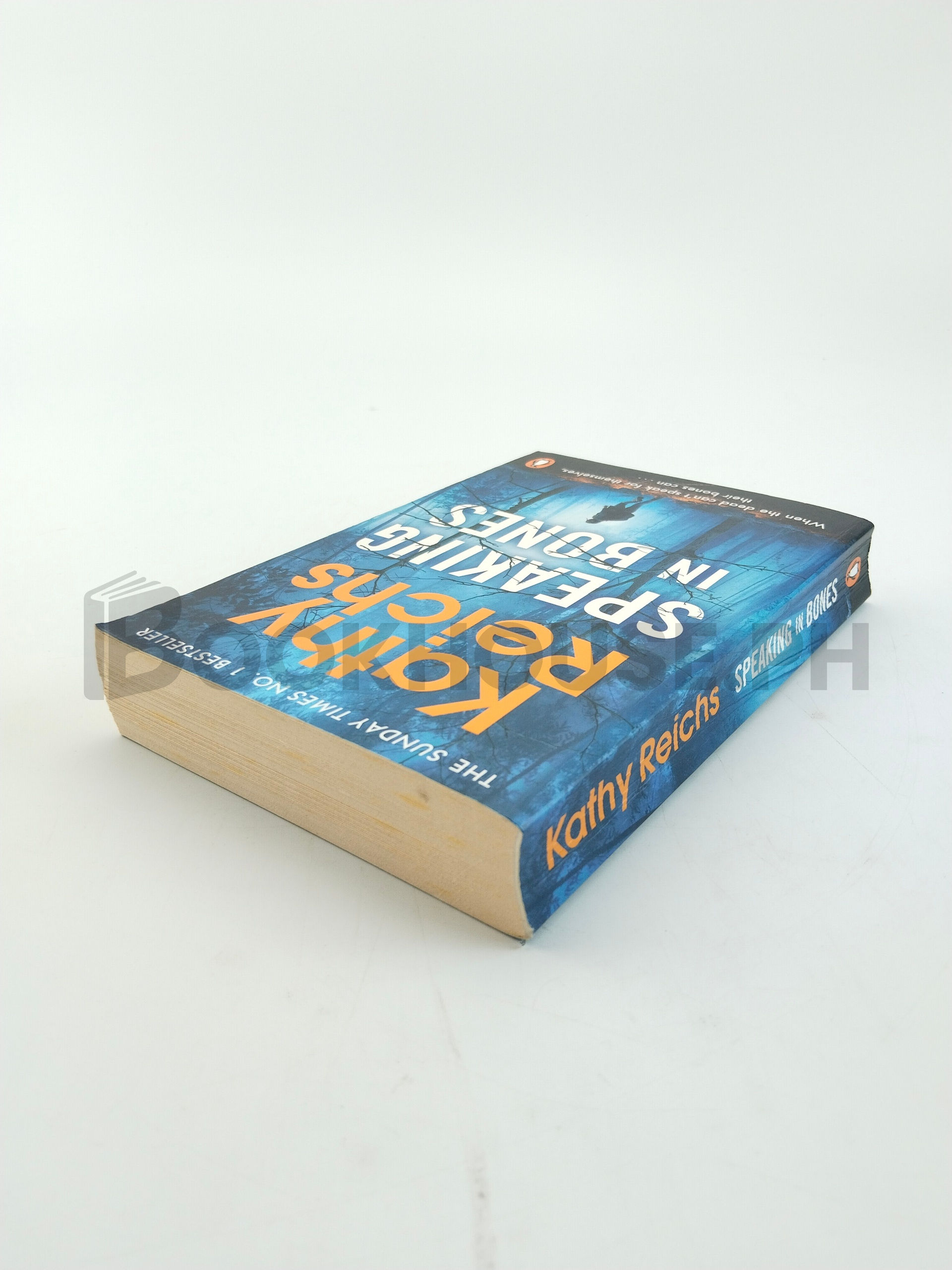 Speaking In Bones by Kathy Reichs - Image 2