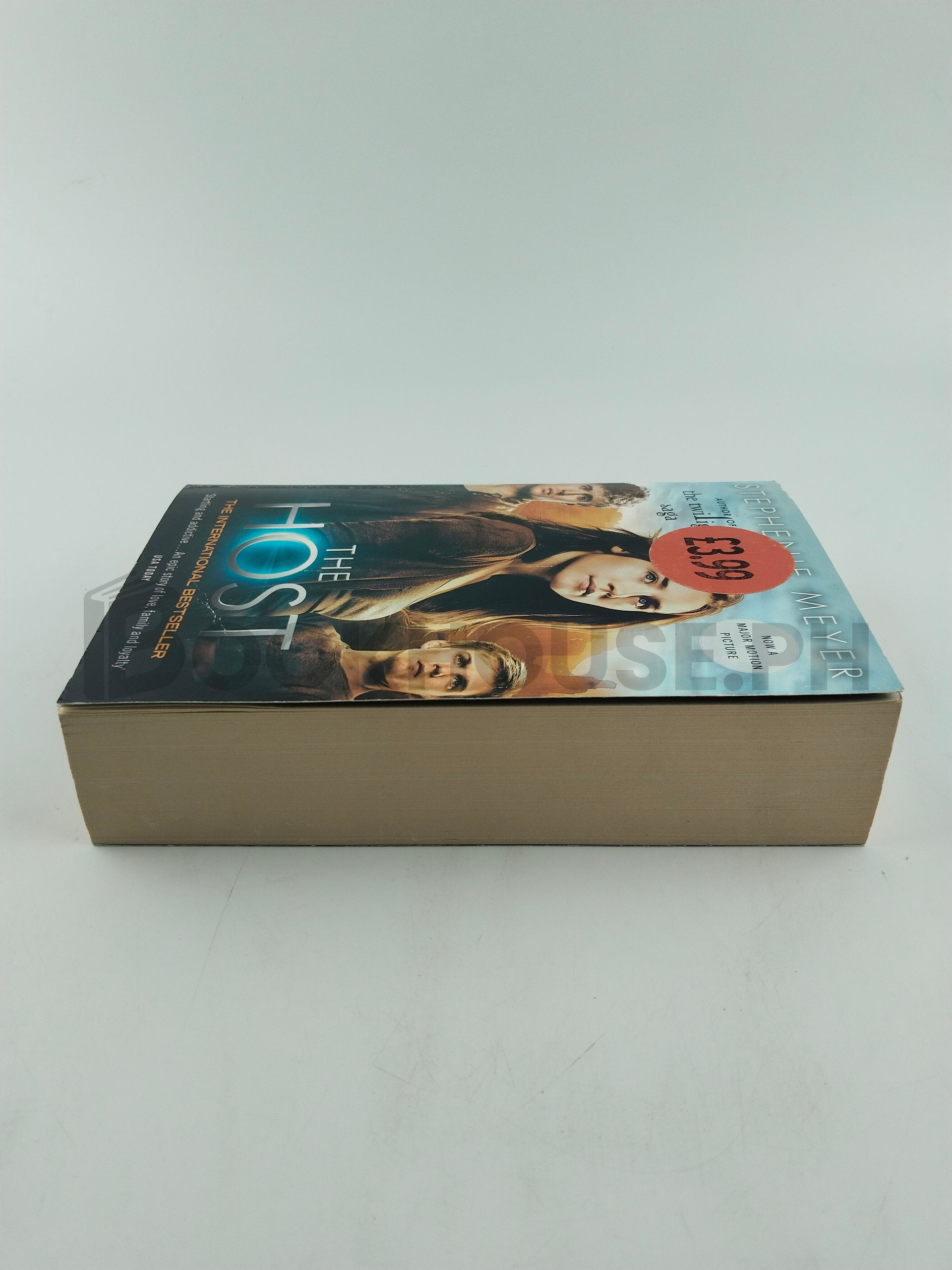 The Host by Stephenie Meyer - Image 4