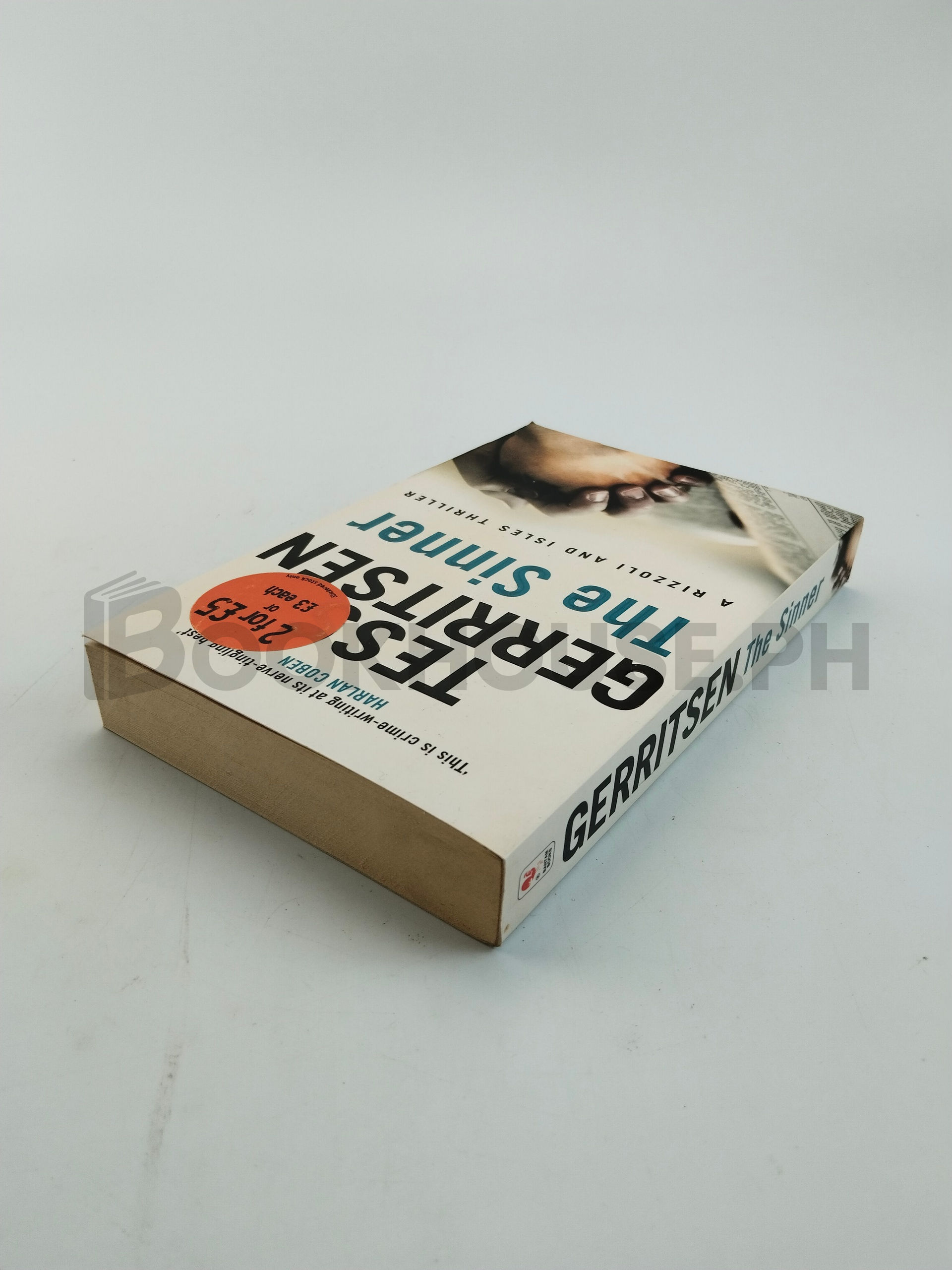 The Sinner by Tess Gerritsen - Image 2