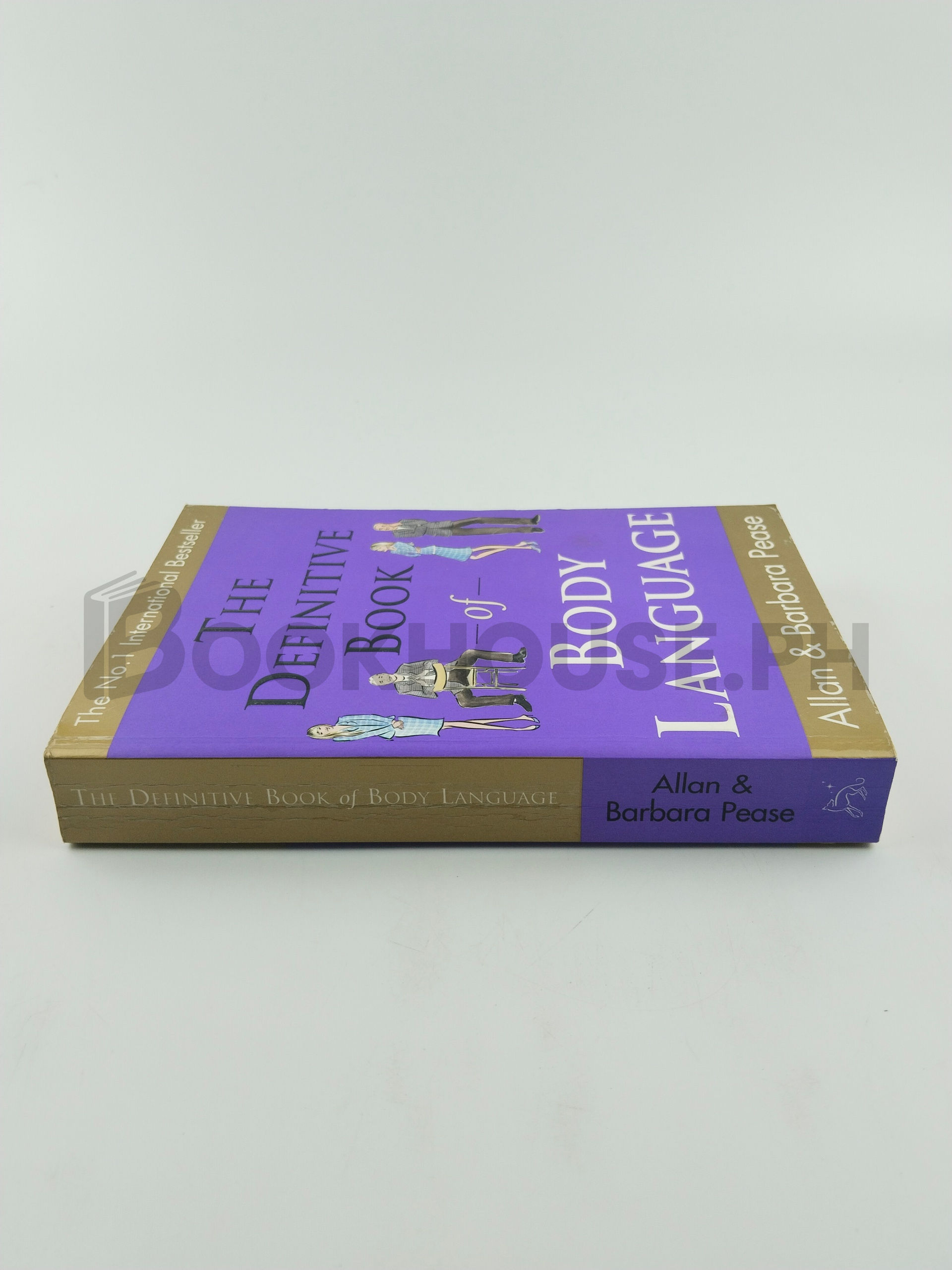The Definitive Book Of Body Language by Allan Pease, Barbara Pease - Image 3