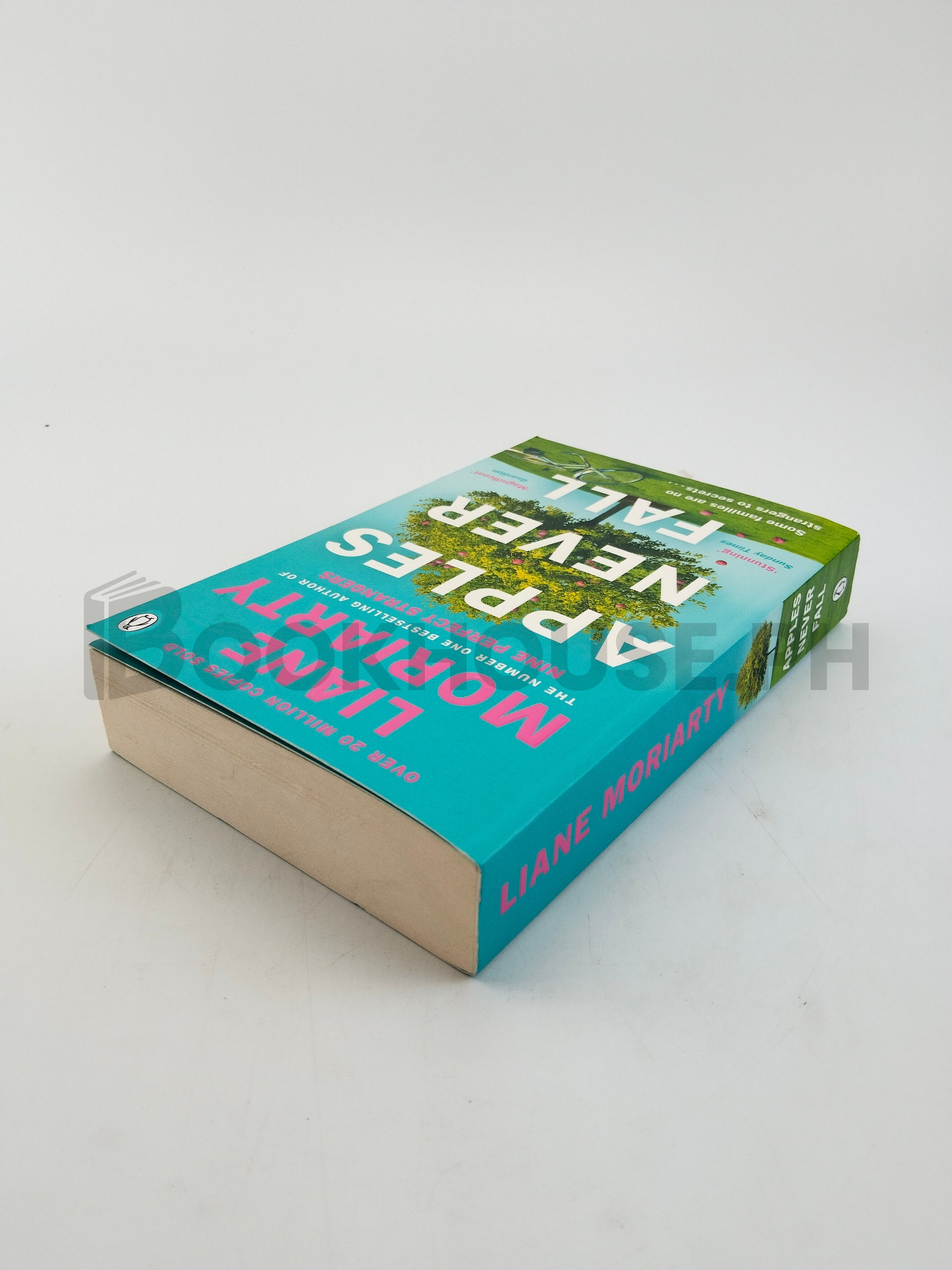 Apples Never Fall by Liane Moriarty - Image 2