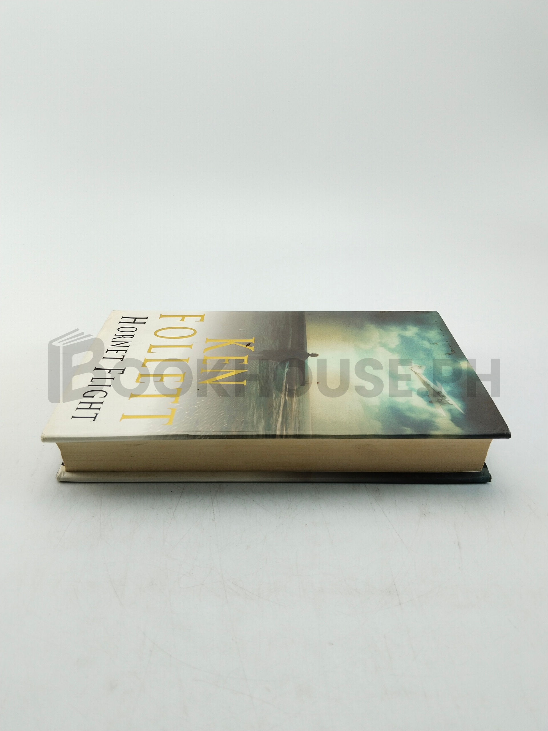 Hornet Flight by Ken Follett - Image 4