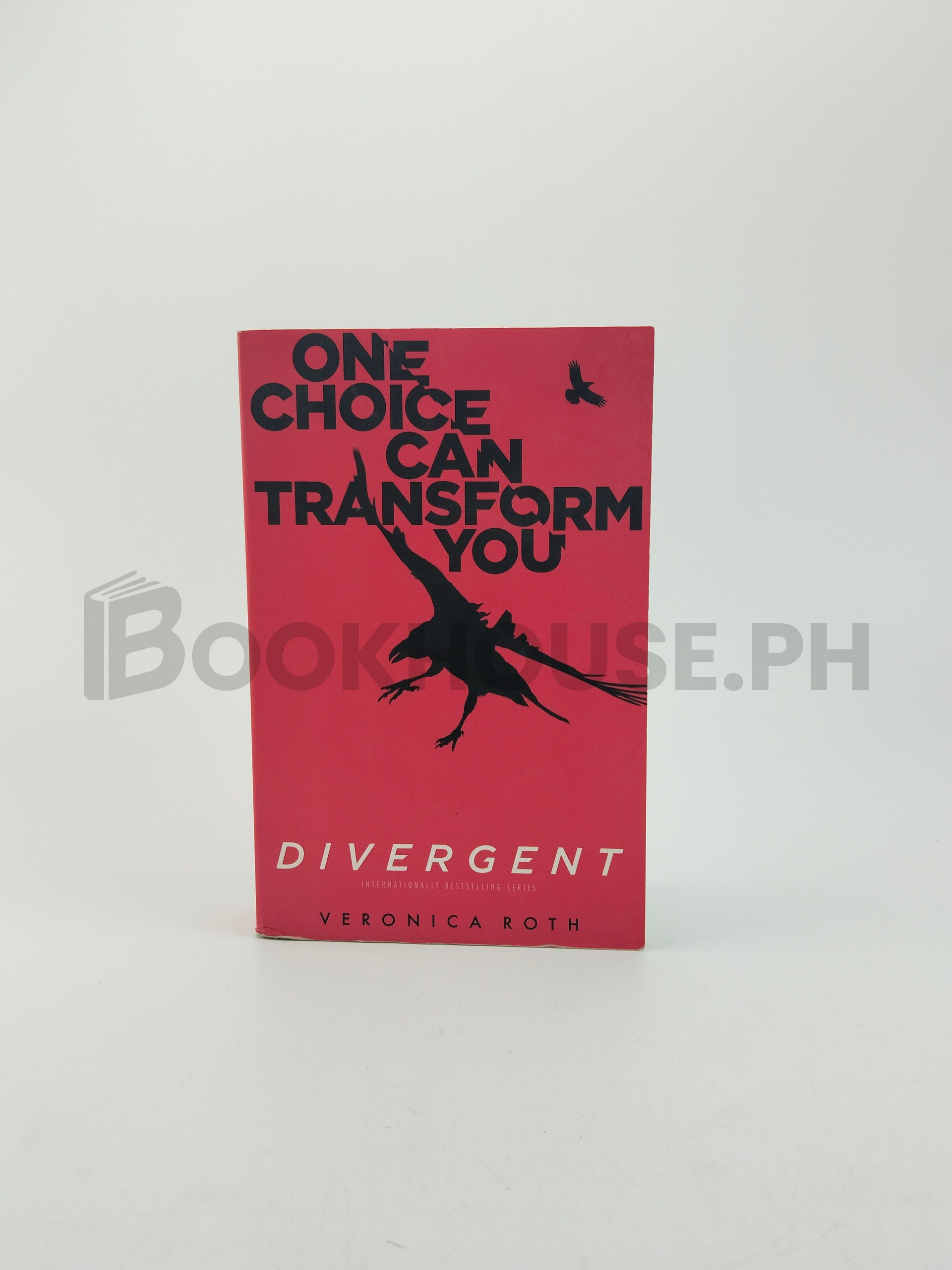 Divergent by Veronica Roth