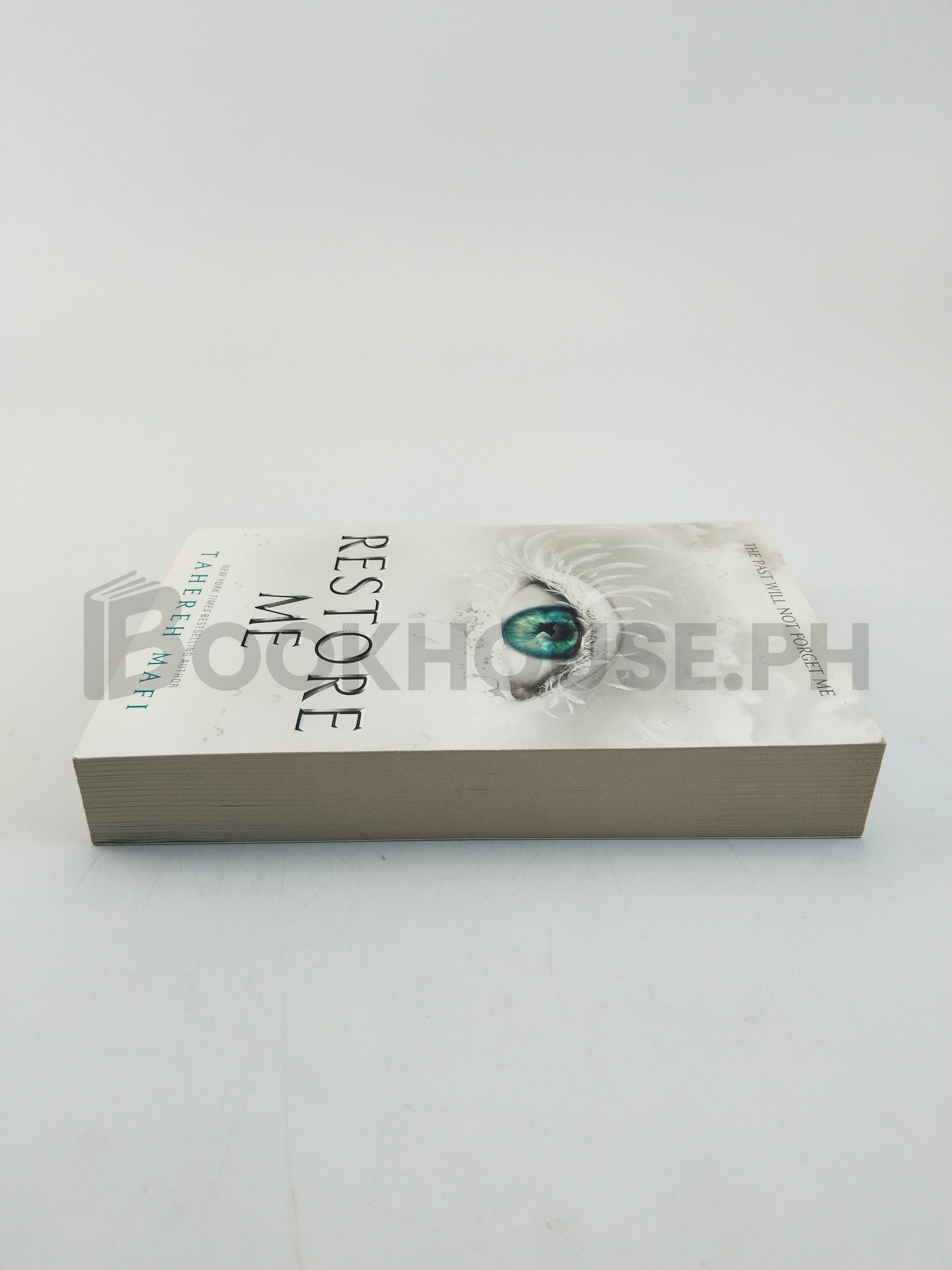 Restore Me by Tahereh Mafi - Image 4