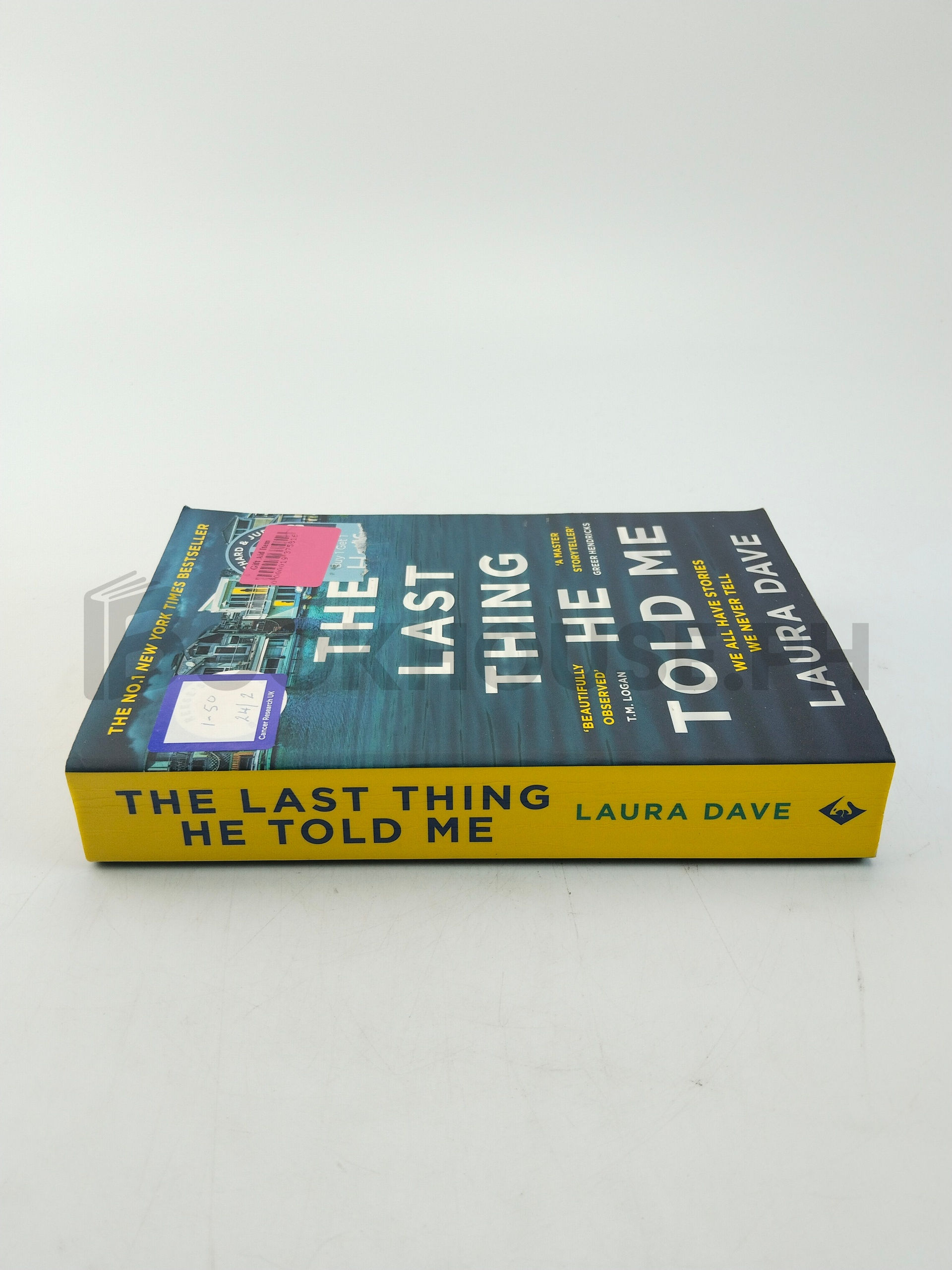 The Last Thing He Told Me by Laura Dave - Image 3
