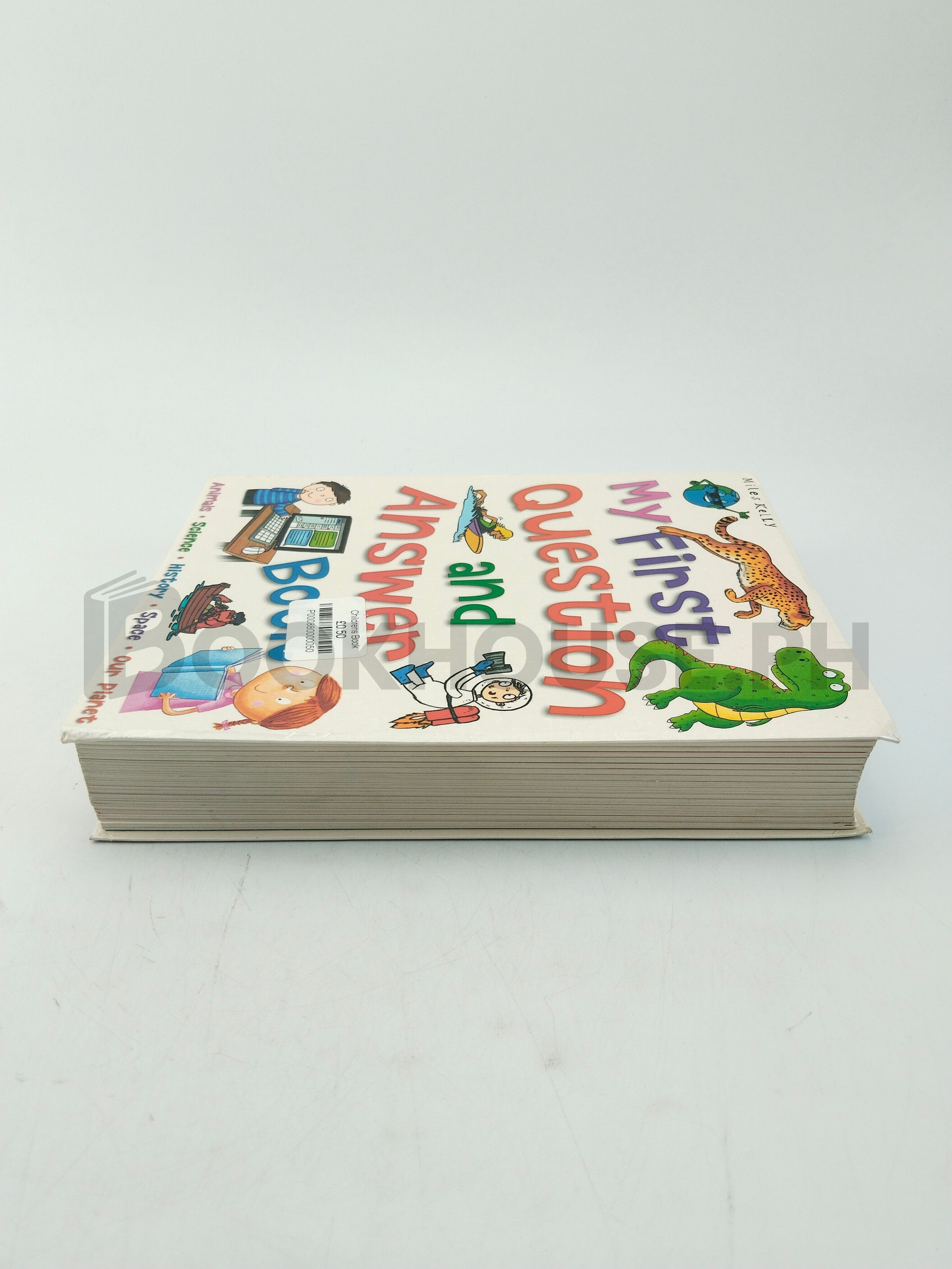 My First Question And Answer Book by Camilla De La Bédoyère, Catherine Chambers, Chris Oxlade - Image 4