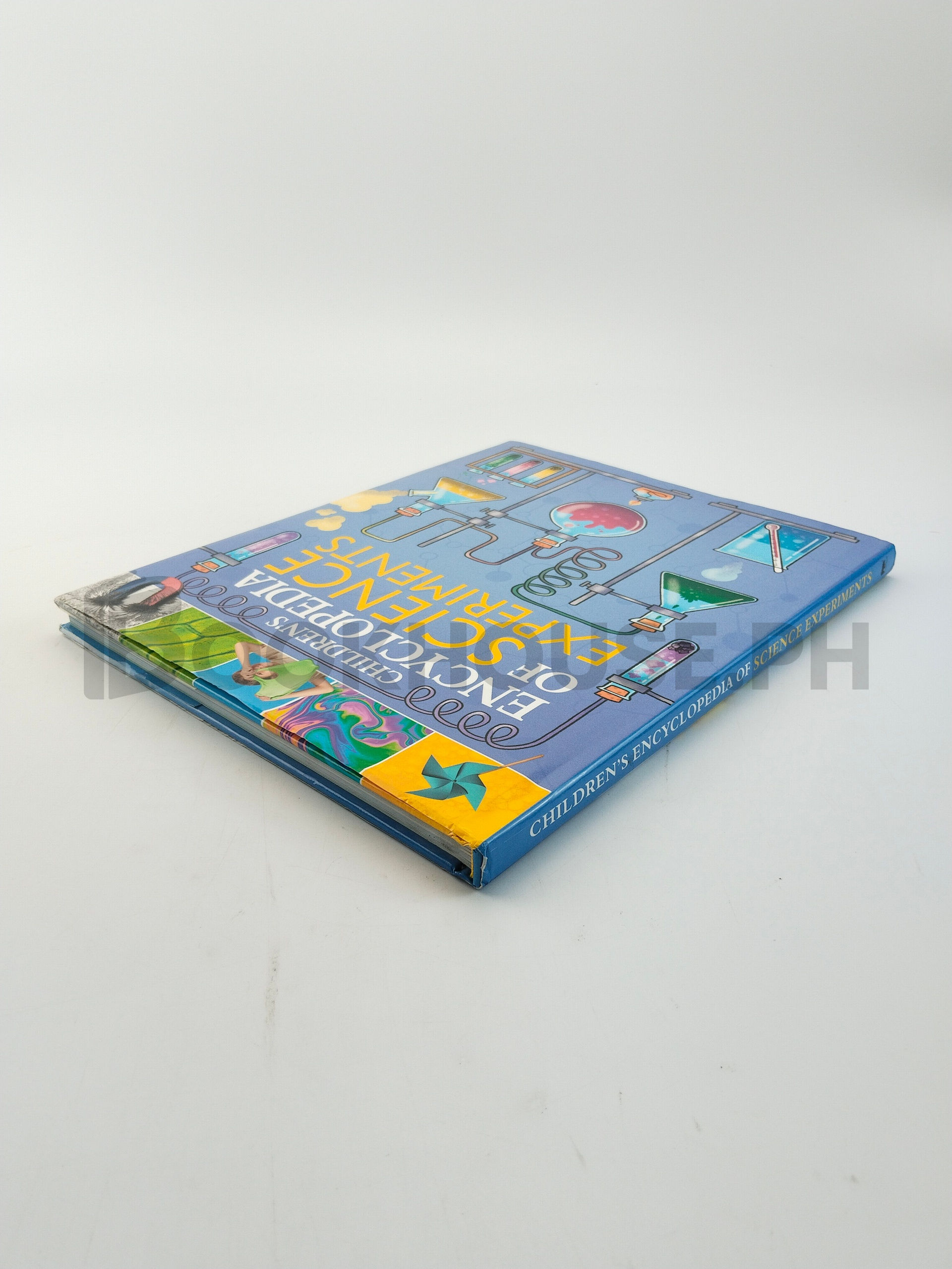 Children's Encyclopedia Of Science Experiments by No Author Supplied, Thomas Canavan - Image 2