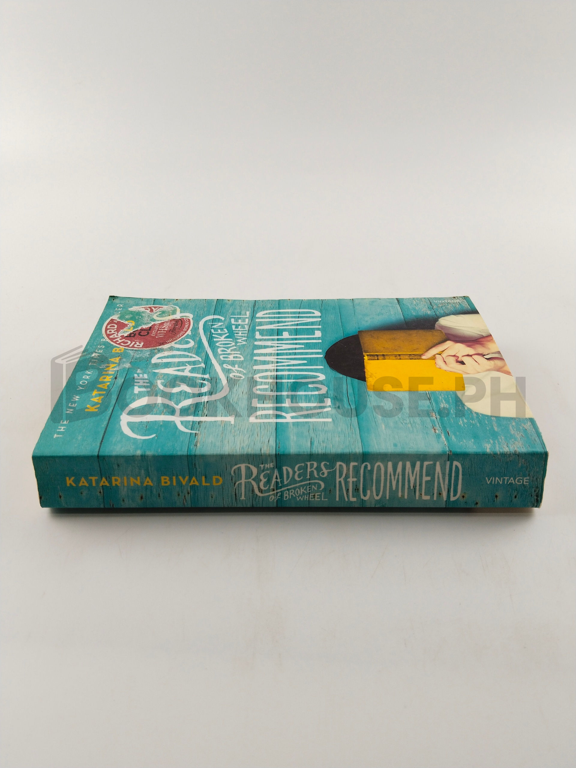 The Readers Of Broken Wheel Recommend by Katarina Bivald - Image 3