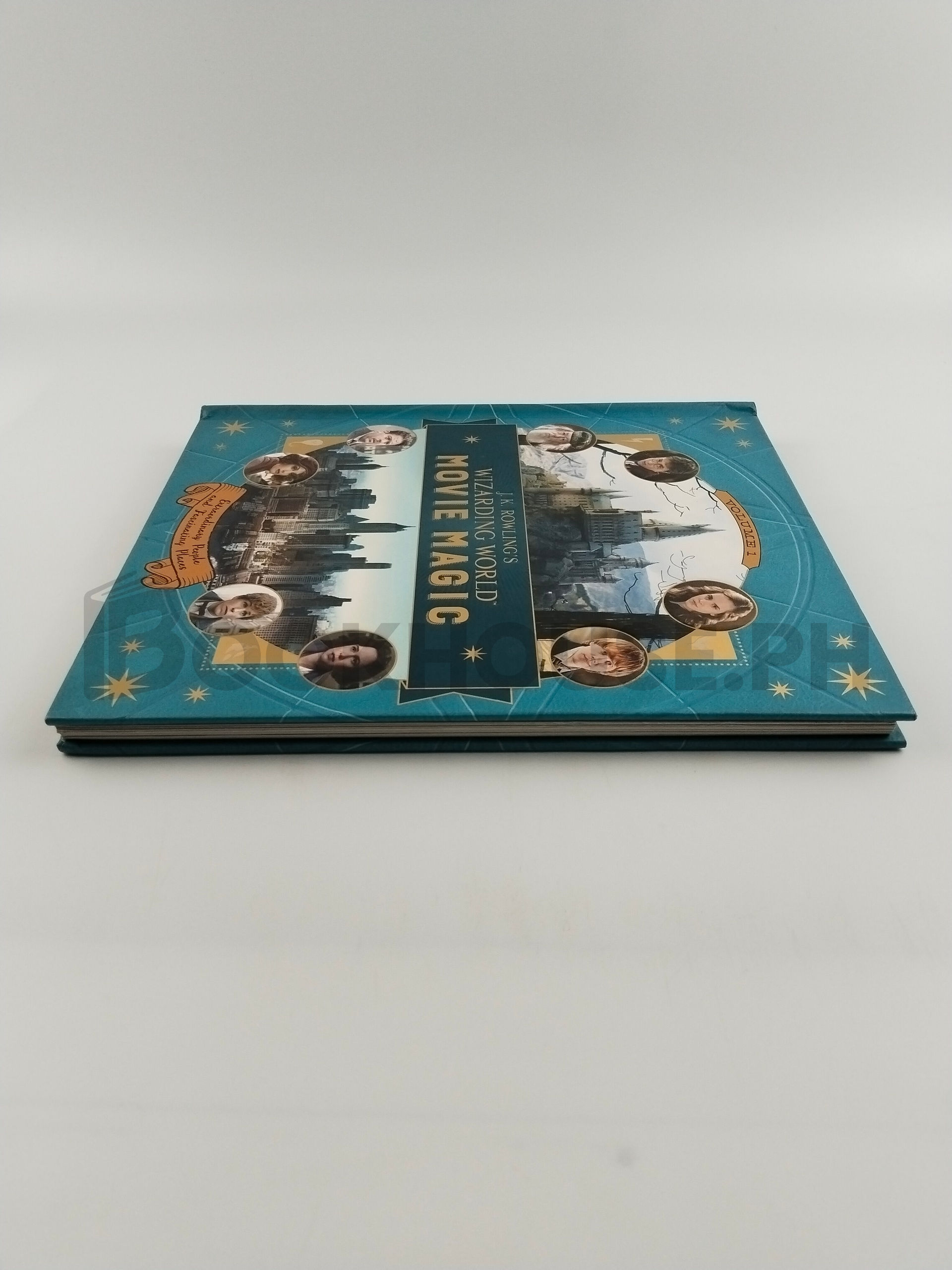 J. K. Rowling's Wizarding World: Movie Magic by Jody Revenson - Image 4