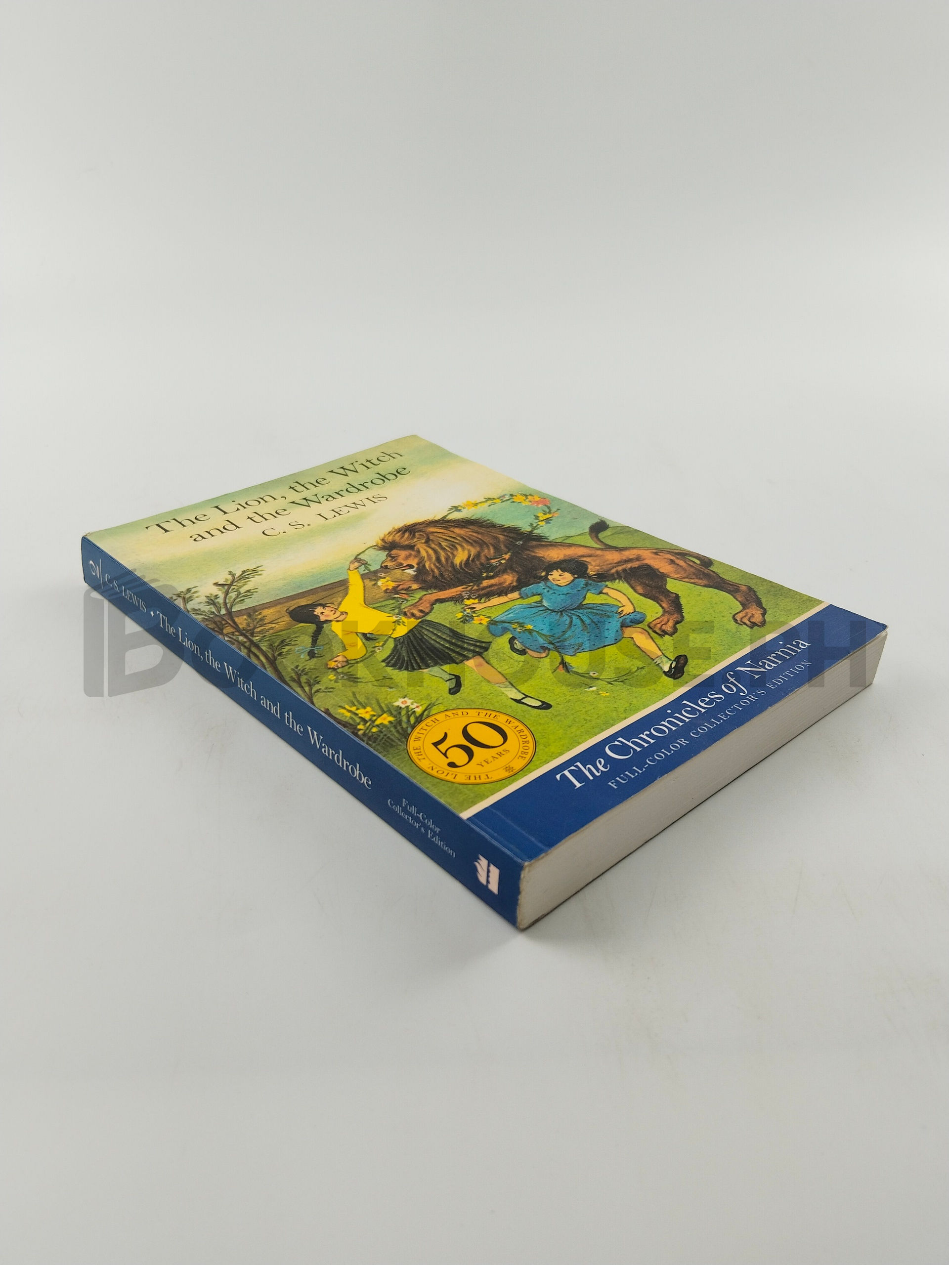 The Lion, The Witch And The Wardrobe by C.s. Lewis - Image 2