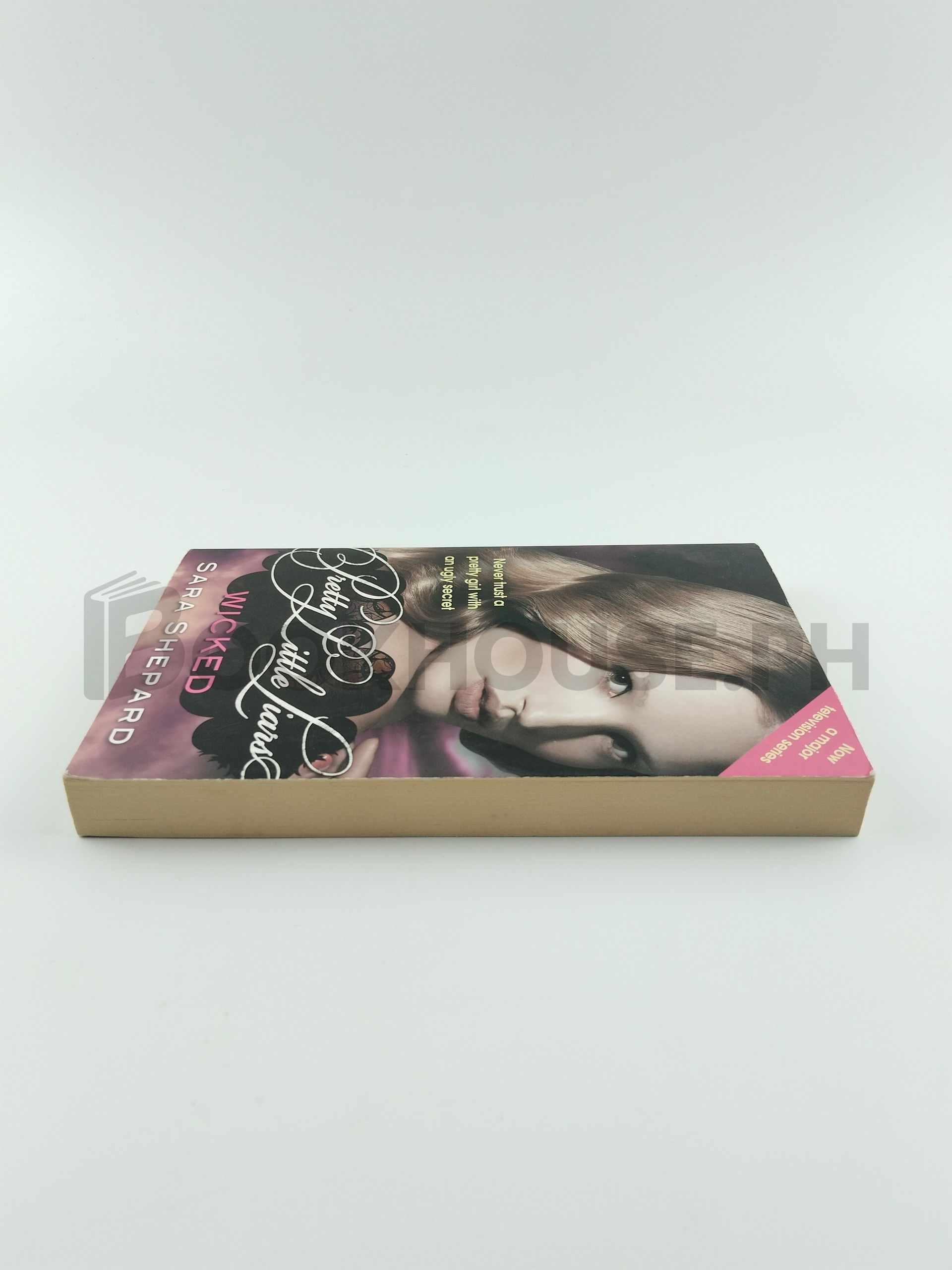 Wicked by Sara Shepard - Image 4