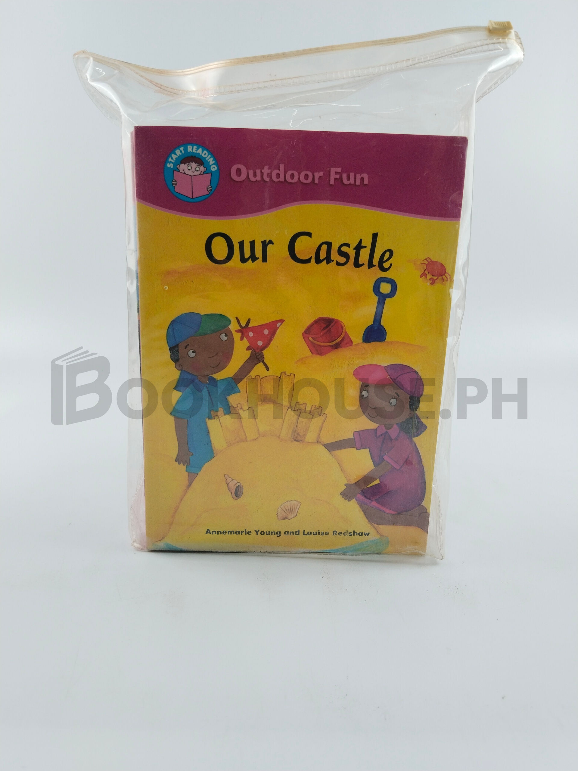 Dad's Net,our Castle,my Mum Can't See,boo-hoo, Baby,my Chair, The Muddy Puddle,in The Garden,splash,a Sunny Day,goodnight,baby,what A Windy Day,our Snowman,i Can Hear,is It Me,whee,fun Run,let's Go Out,go Away Baby Go,go,go,dance Just Like Me,small,oops,sand,at The Park by Claire Llewellyn